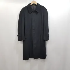 2026年最新】ジョルジオアルマーニ コートの人気アイテム - メルカリ