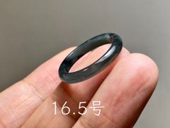 L16-154 氷糯種 16.5号 黒翡翠 グアテマラ産 A貨 本翡翠 くりぬき