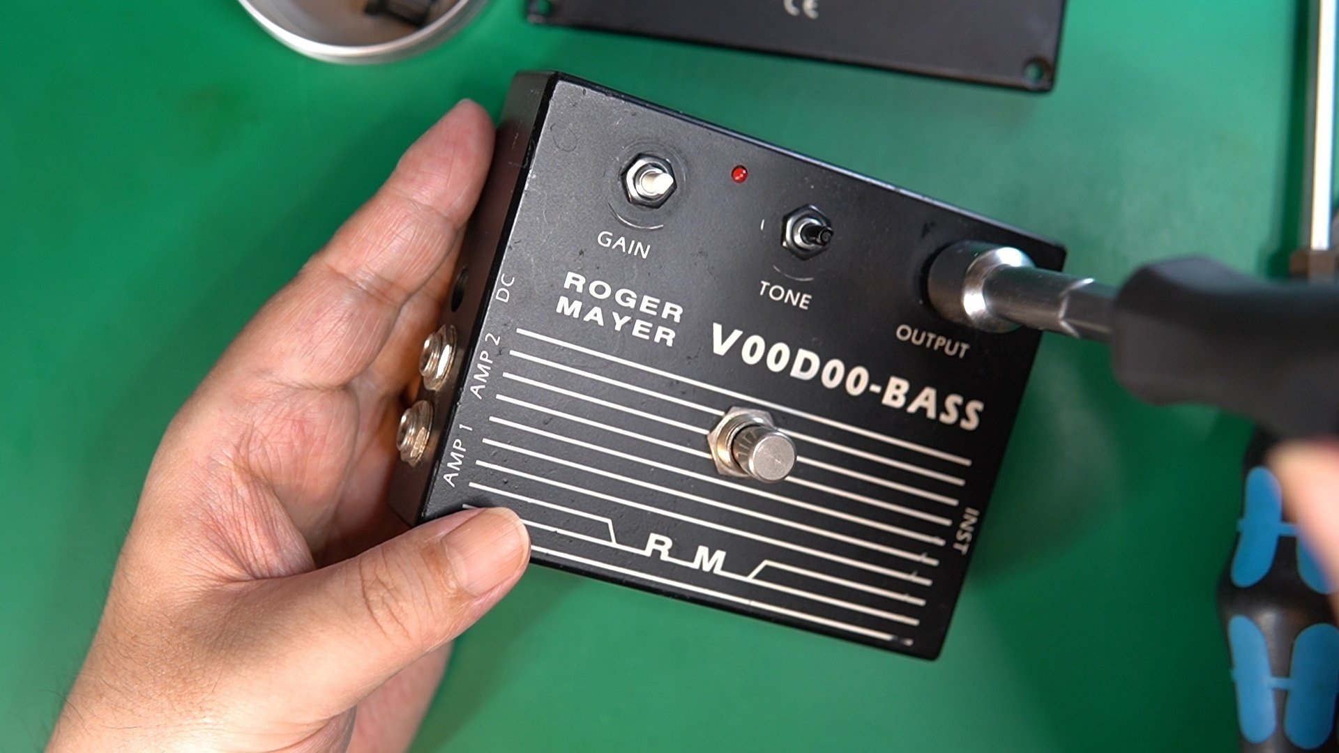 ROGER MAYER VOODOO-BASSの修理＆改造｜ebi-san