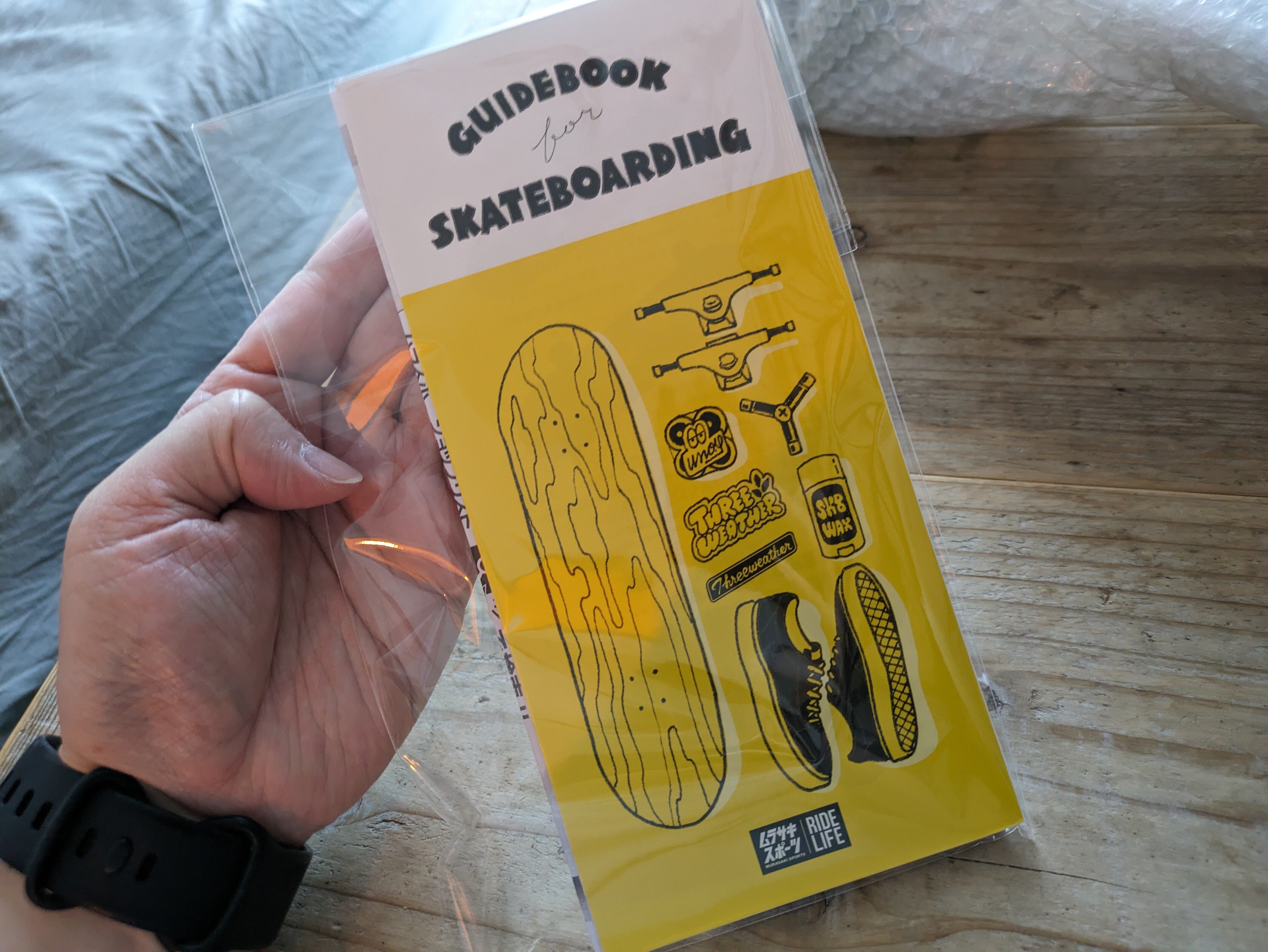 スケートボード】「Penny クラシックス 蓄光デッキ／CASPER ・22インチ