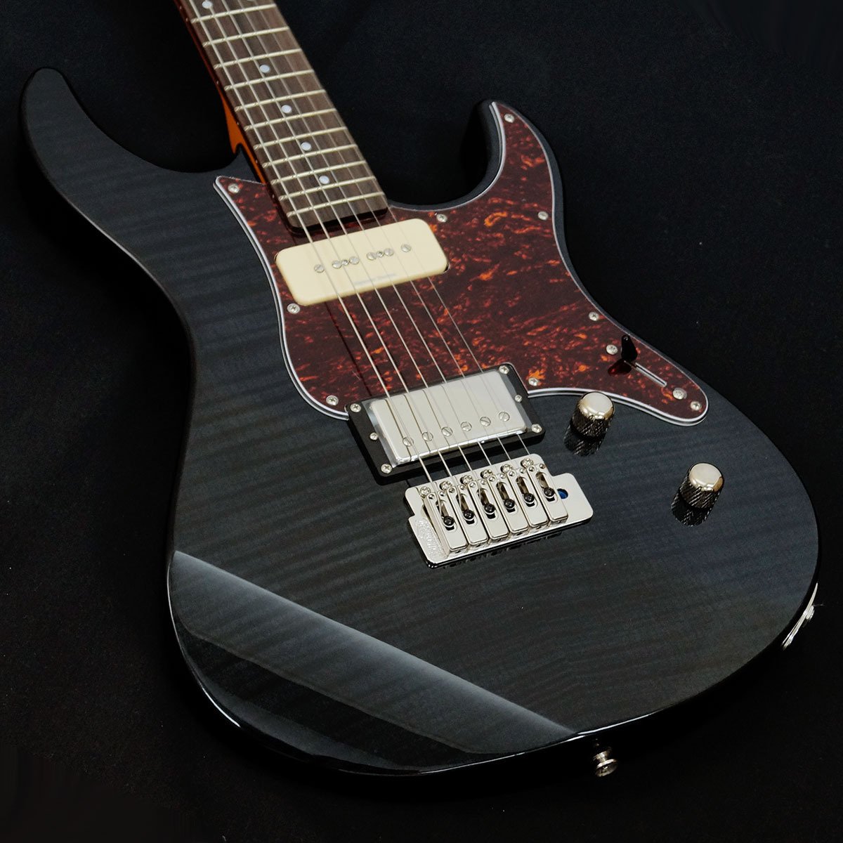 大人気モデル「YAMAHA PACIFICA611VFM」の魅力に迫る｜Sparkplug.tokyo