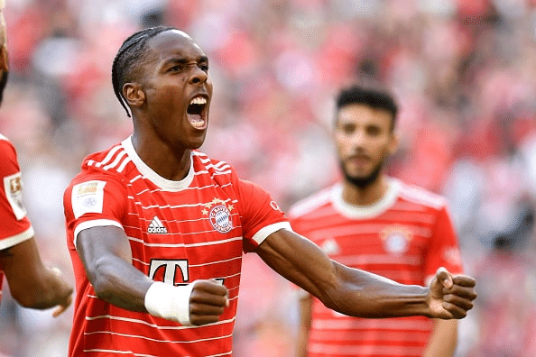 バイエルン・ミュンヘンFWマティス・テル、新たな挑戦へ：その経歴と