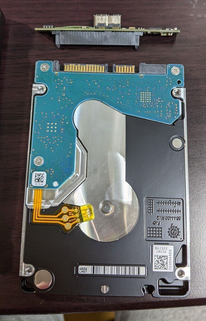 USB外付けHDD分解録(SEAGATE SRD00F1 Backup Plus Portable Drive 2TB)｜も