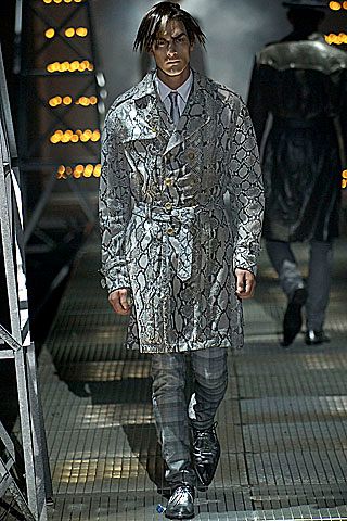 John Galliano Spring 2007 Menswear Fashion Show | Vogue