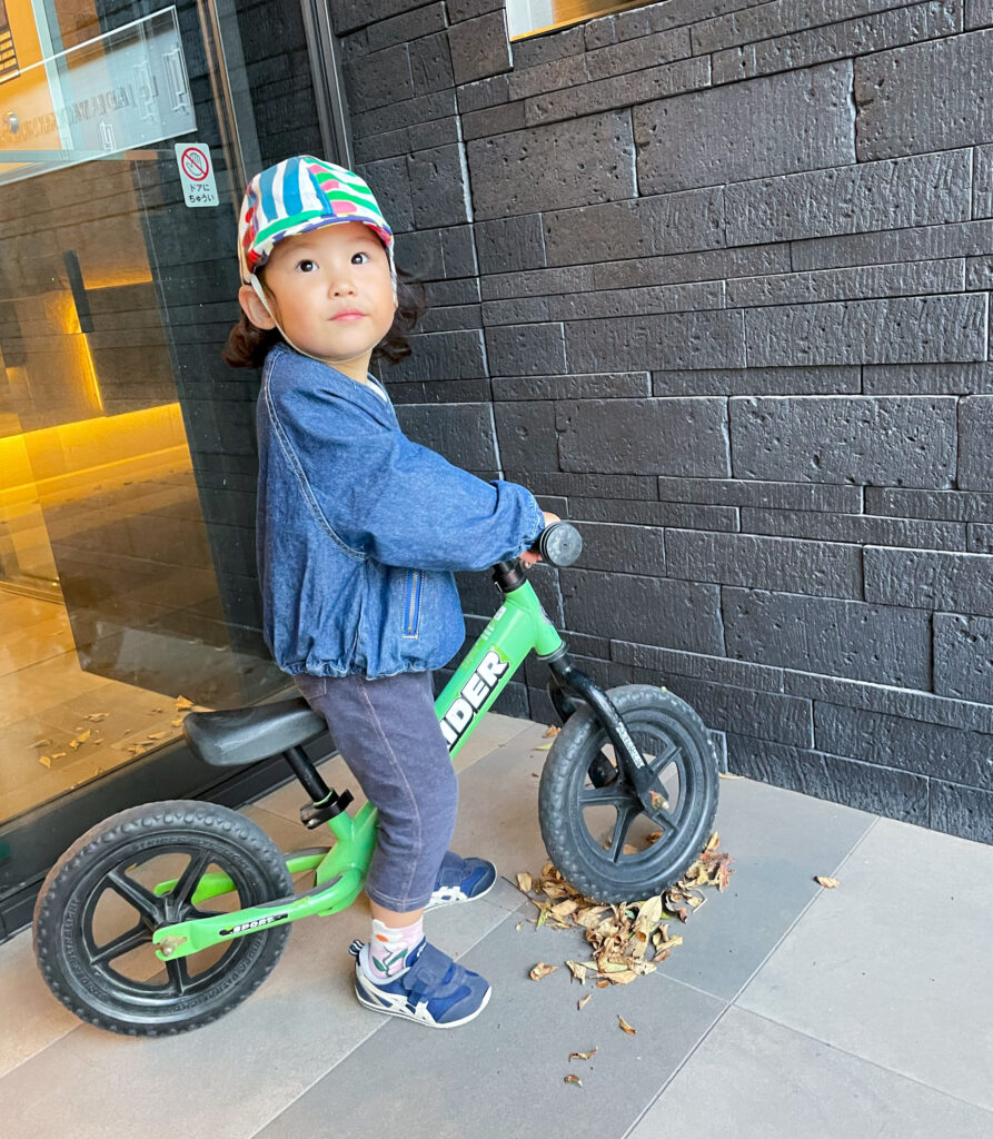 へんしんバイク C14で自転車デビュー！3歳でも補助輪なしですぐ乗れた