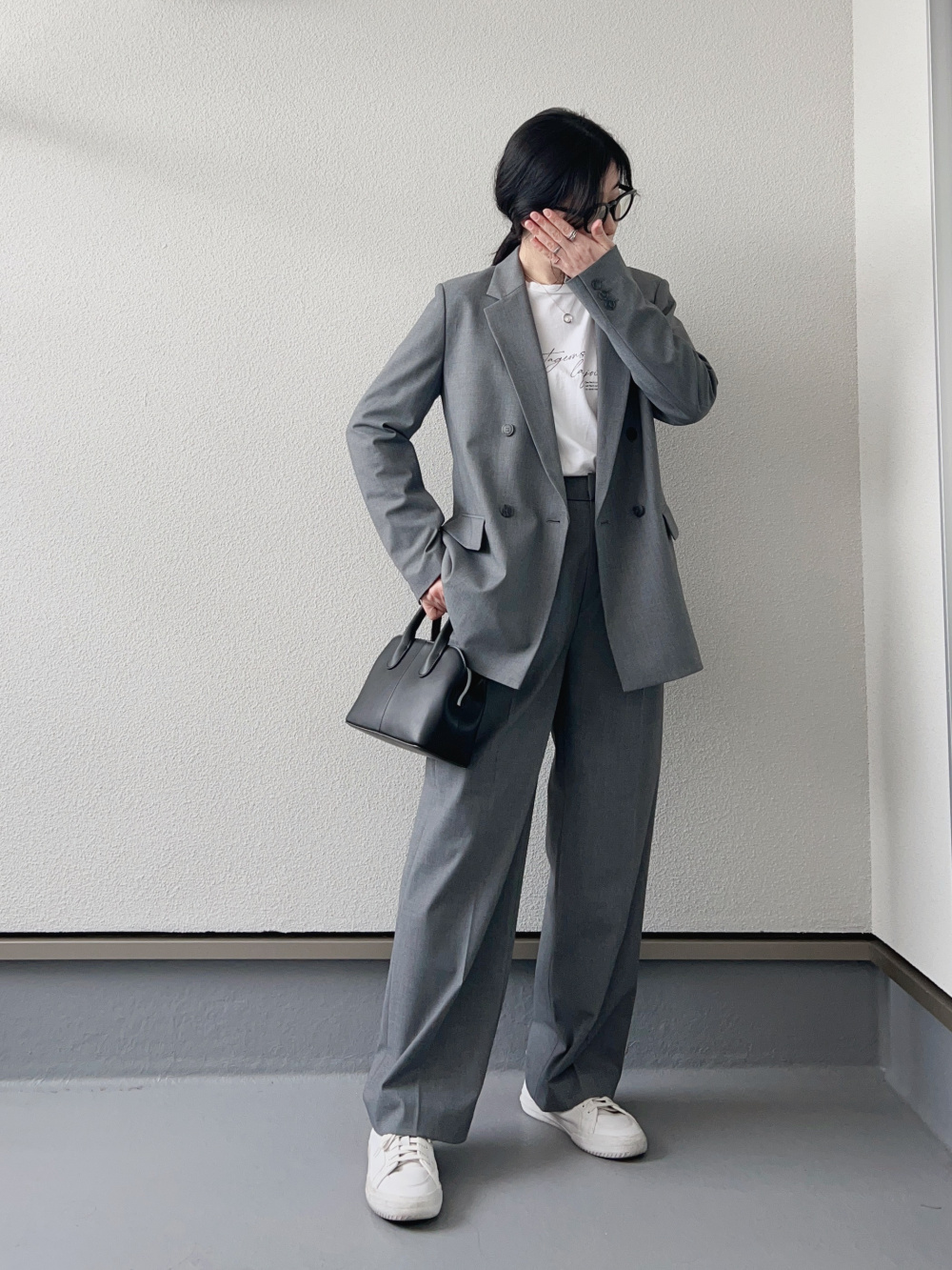 ダブルジャケット、タックワイドパンツ」の着用コーディネート