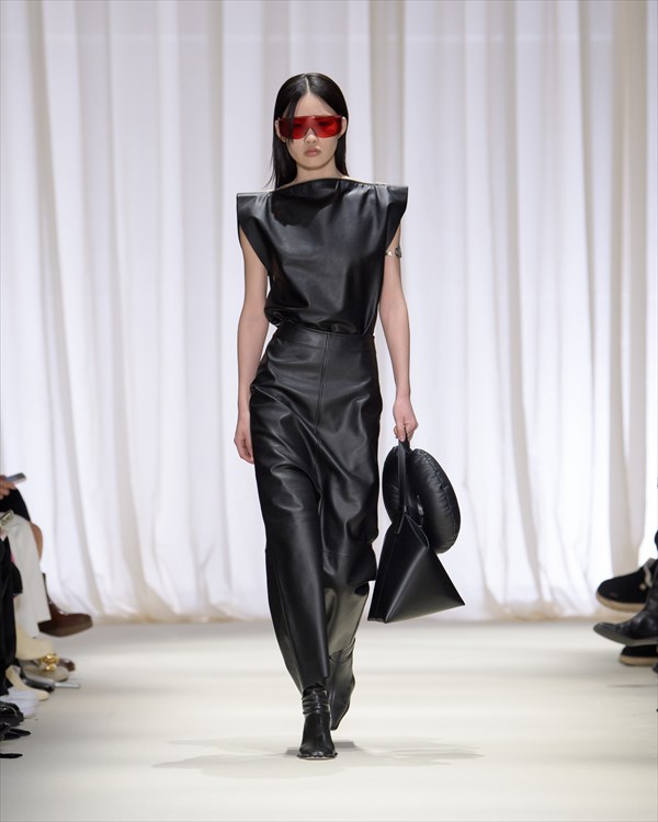 MM6 Maison Margiela／エムエム6 メゾン マルジェラ | アパレルウェブ