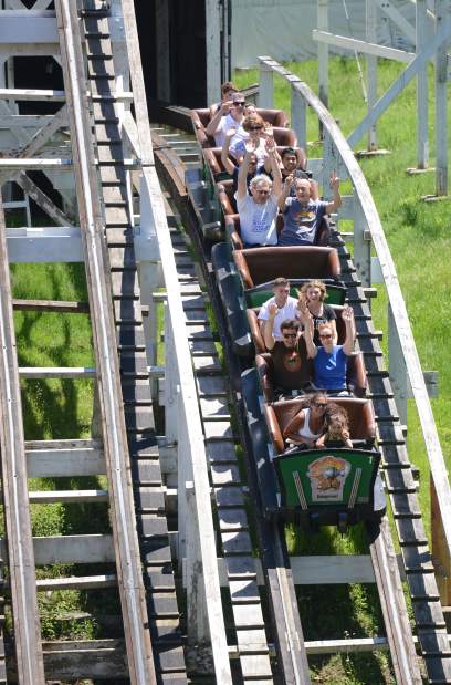 Kennywood fanatic, 82, rides Jack Rabbit 95 times in a row
