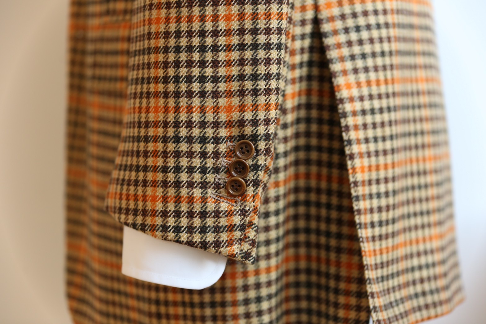 Kiton キトン】秋冬向け 贅沢カシミヤ100％ 千鳥格子柄ジャケット 48