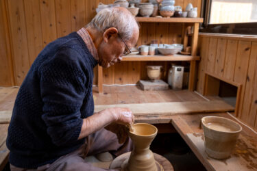 登り窯と萩焼から知る、岡田裕と岡田窯200年の変遷-artrip山口