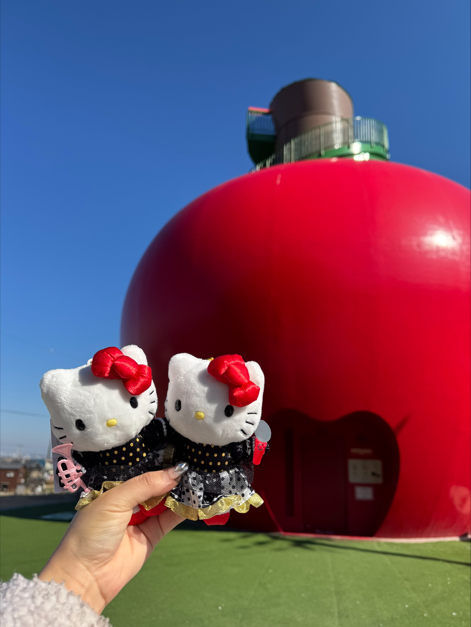 再入荷！】ハローキティショーボックスの歌ってトランペットを吹くハローキ