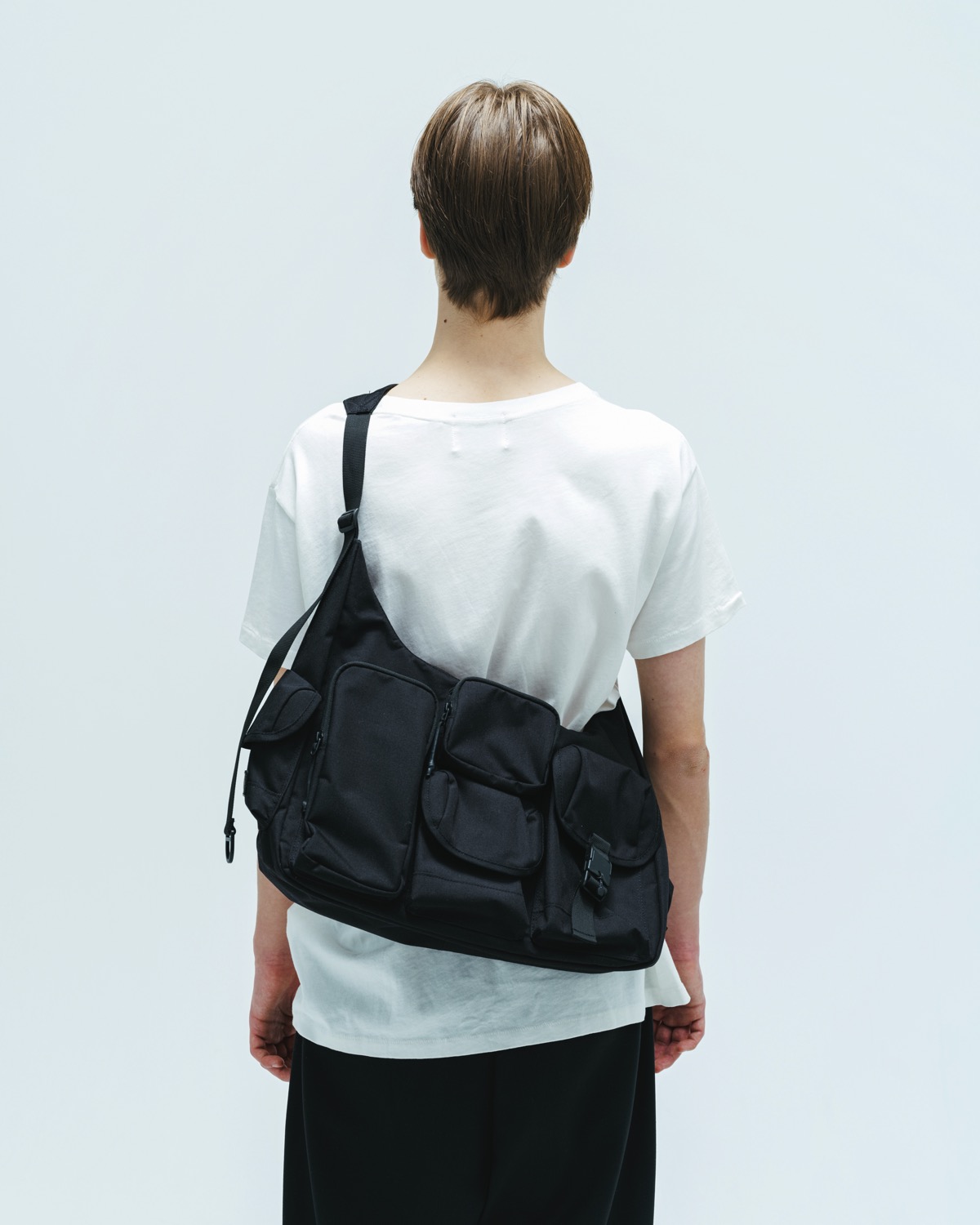 MULTI POCKET SHOULDER BAG (LARGE) | BAICYCLON by bagjack