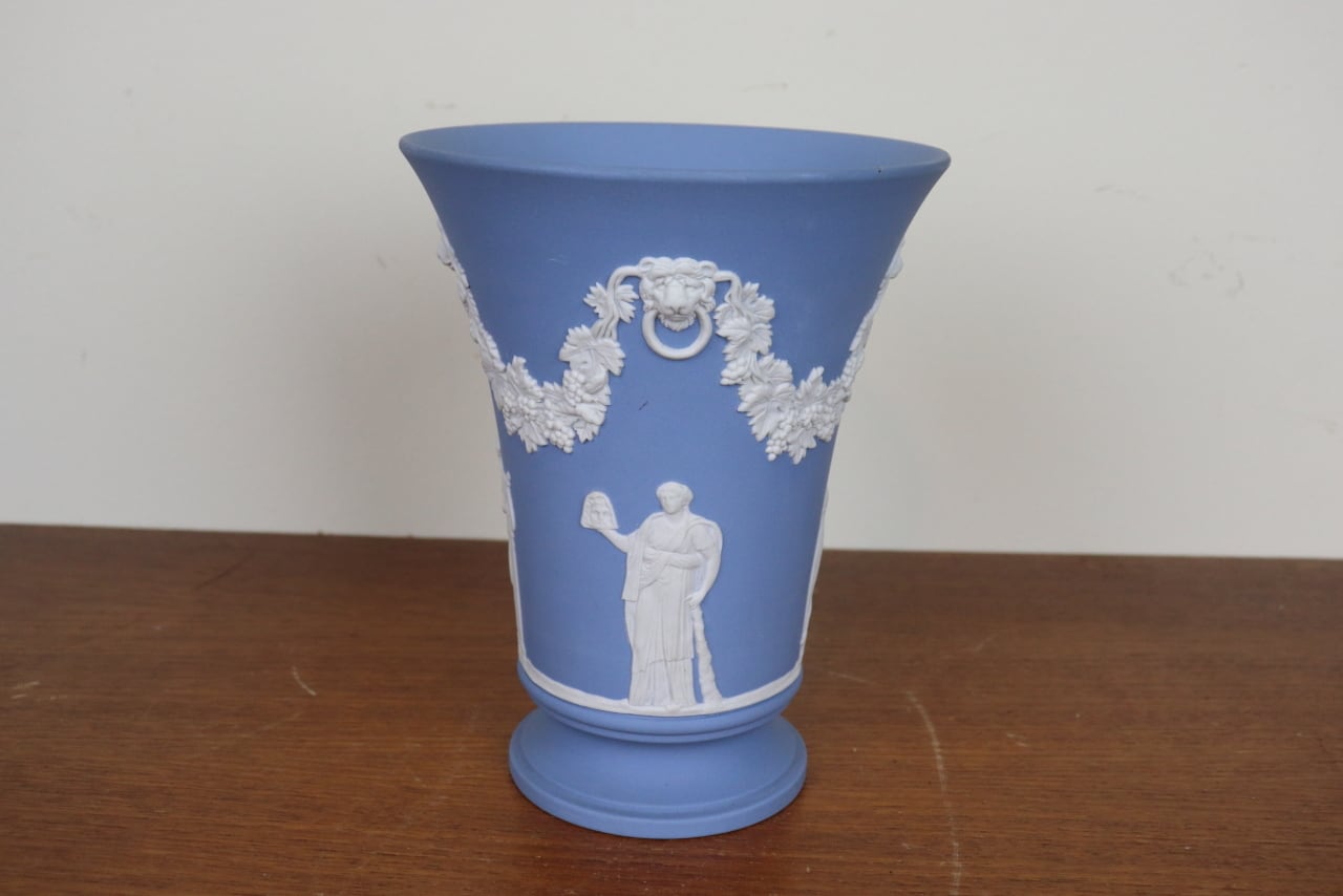 ウェッジウッド ジャスパー 花瓶 ペールブルー フラワーベース