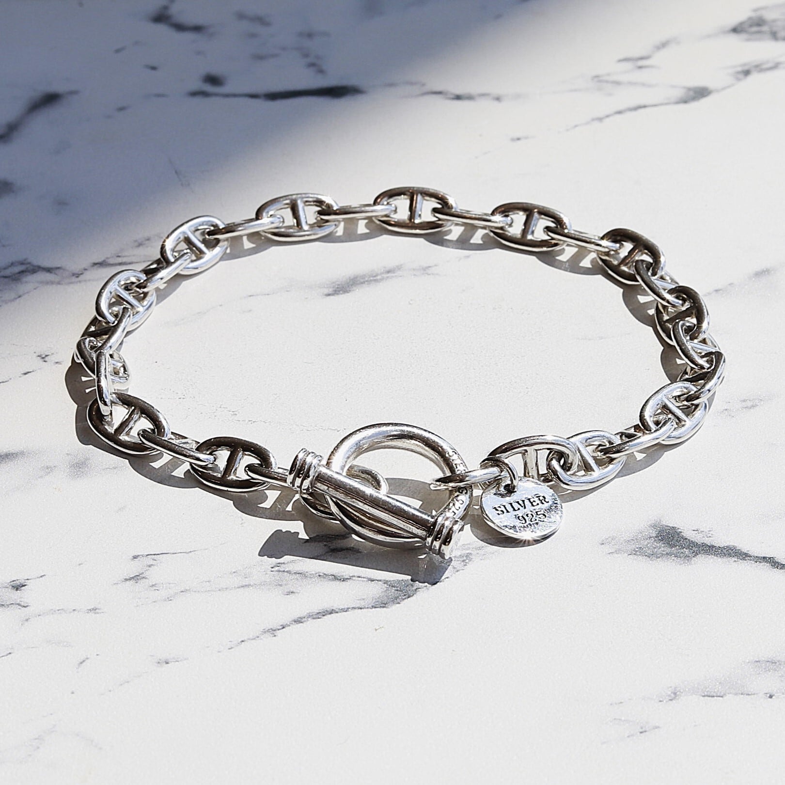 手首回り（21cm位）更に大きい方に】F.H. シルバーブレスレット