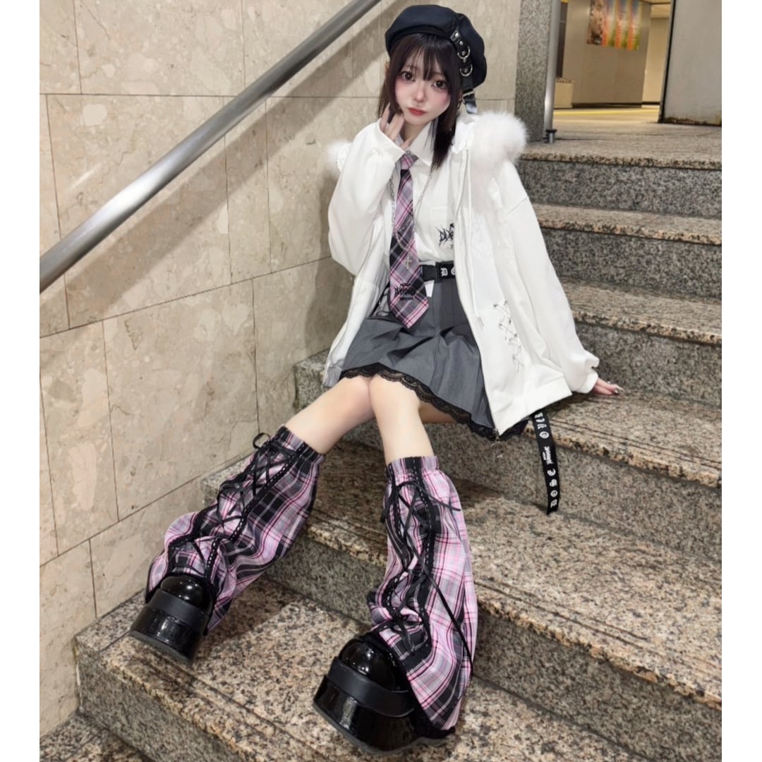 2/23新着】チェックレースアップレッグウォーマー | VOLCAN&APHRODITE