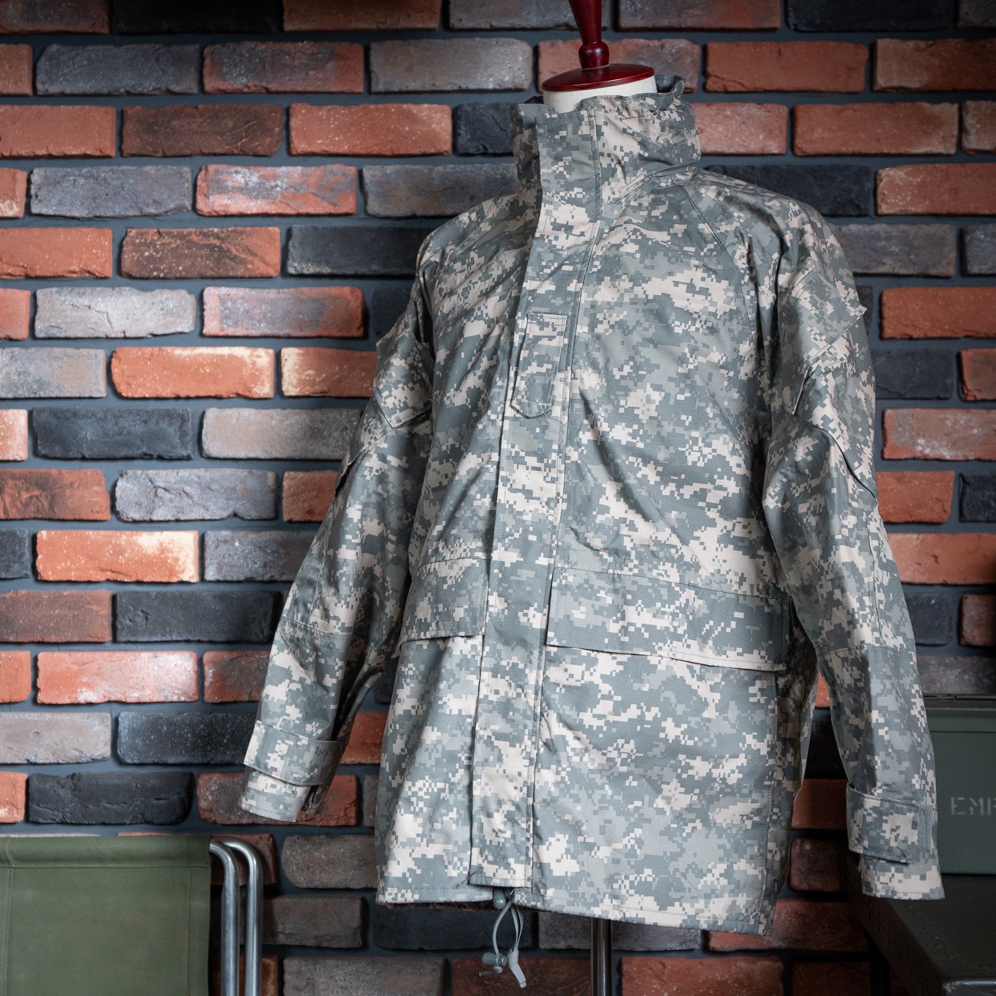 U.S.Army ECWCS Gen2 ACU UCP GORE-TEX PARKA 