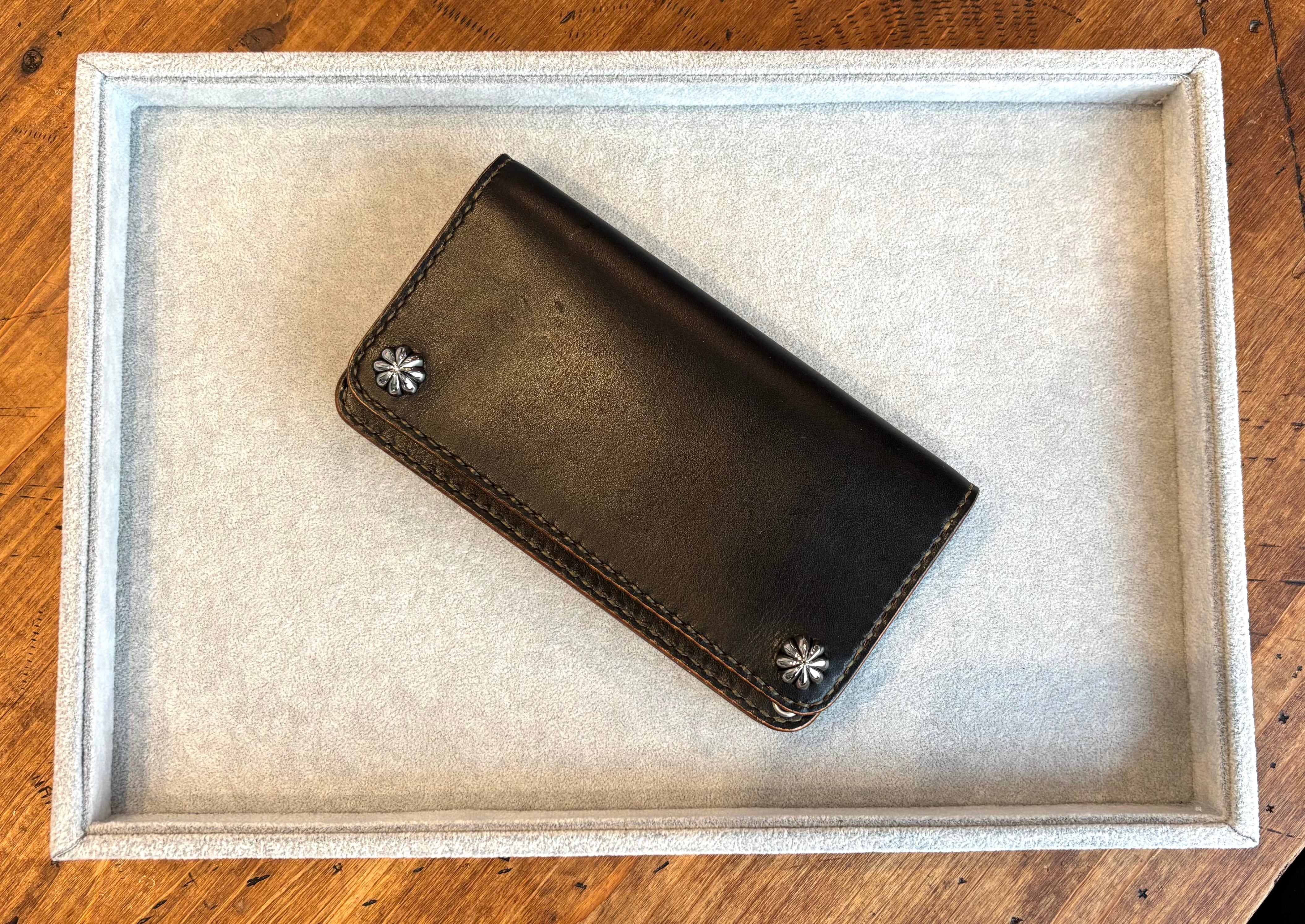 トラッカーウォレット TW02-BK アポロコンチョカスタム ブラック 財布