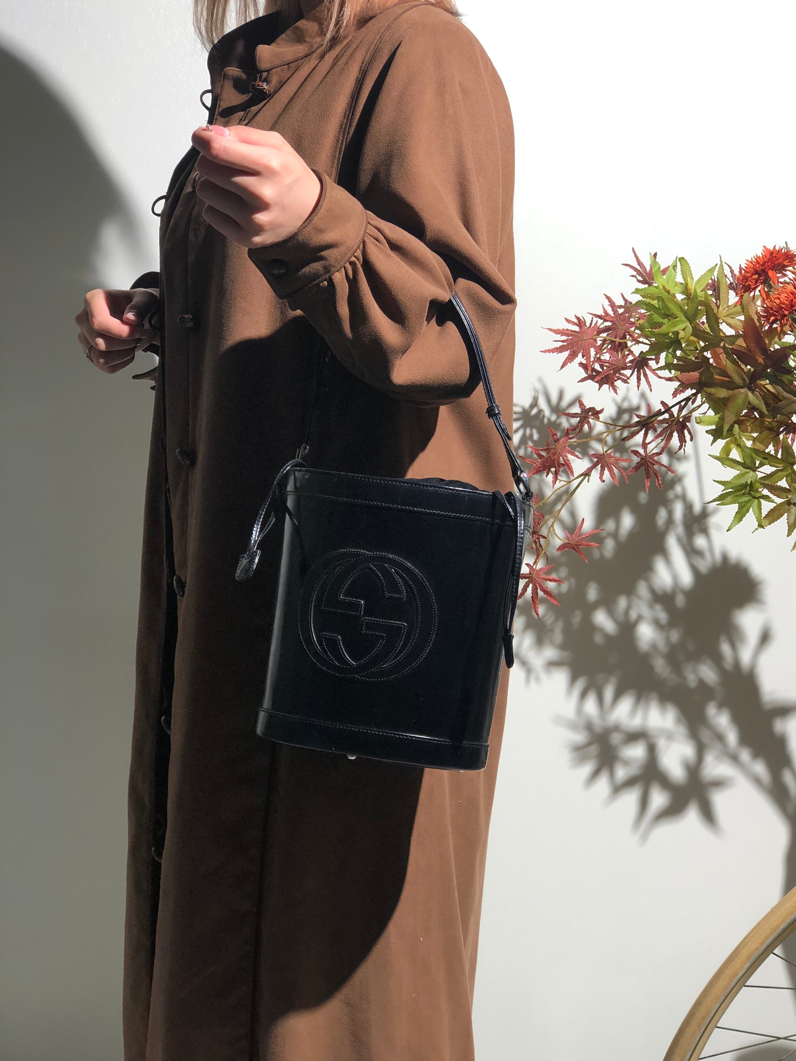 グッチ黒の インターロッキング トートバッグ グッチ黒の インター