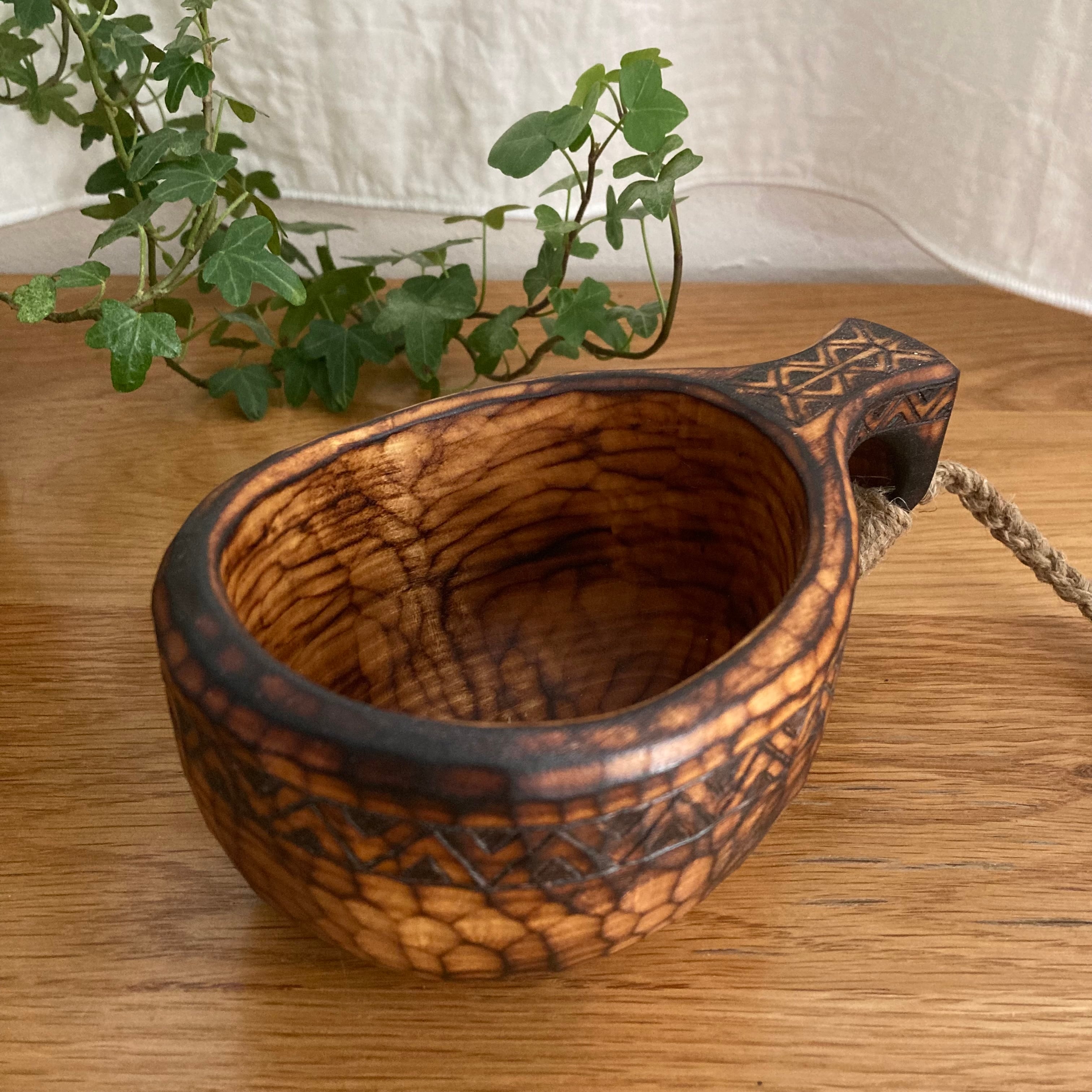 Roman Guslyak ローマンガスラック | ククサ専門店❆Gryning グリュー