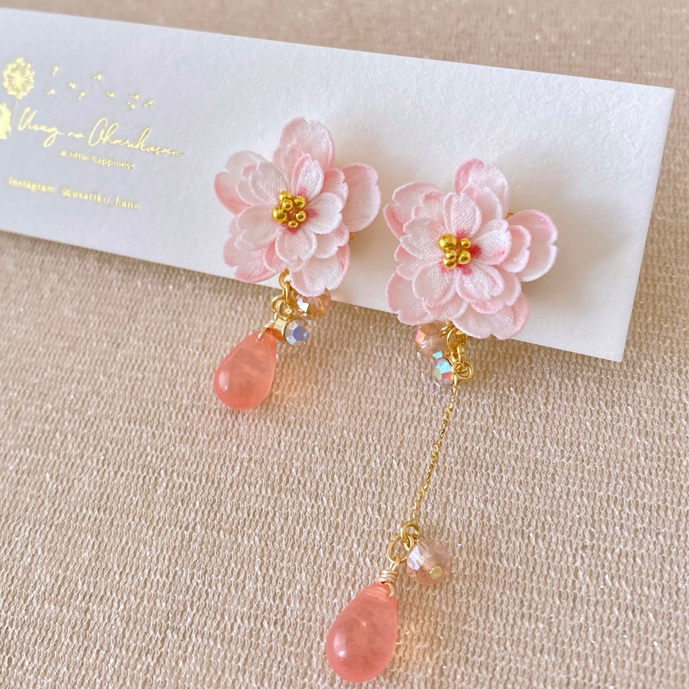 展示〉八重桜のピアス/イヤリング | うさぎのお針子さん