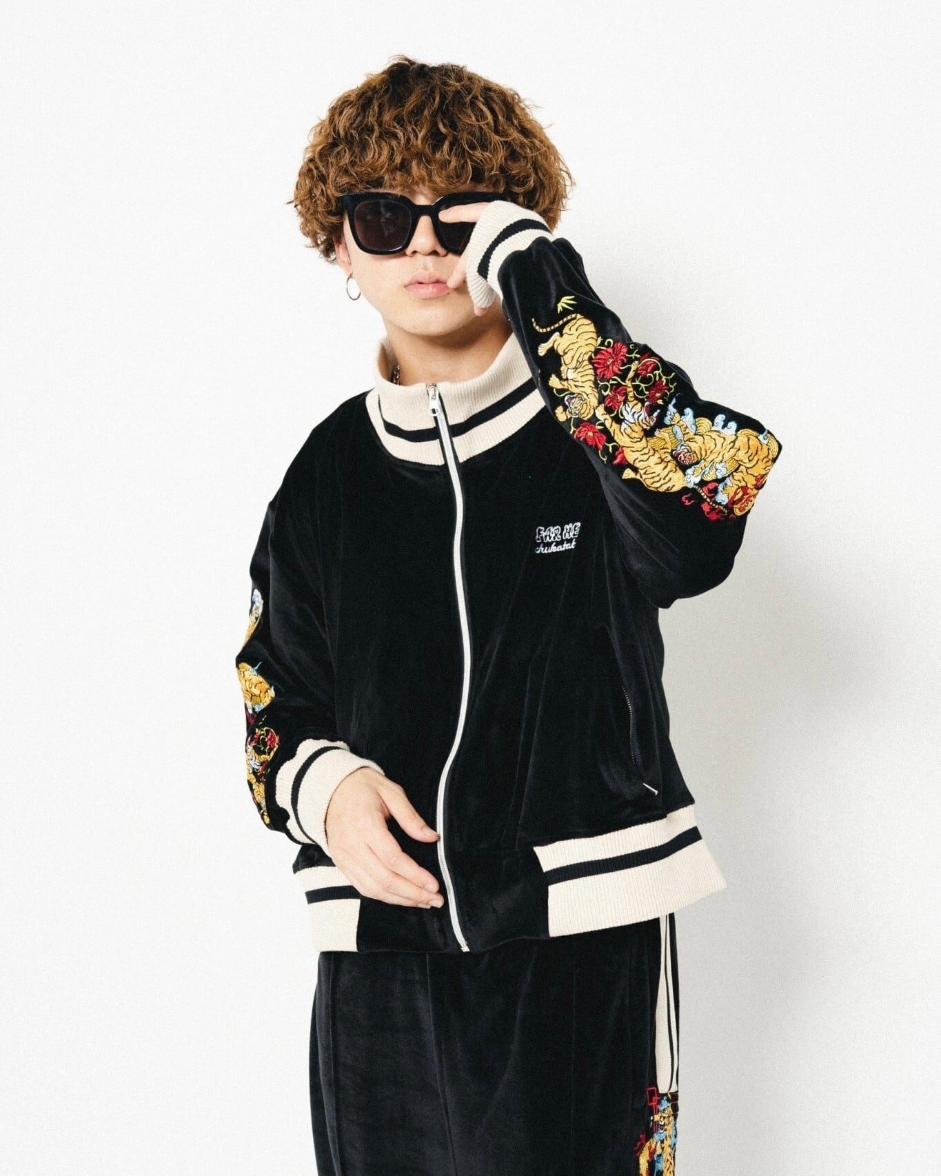 98e5a0ddb65c95c33e59bcd981571e