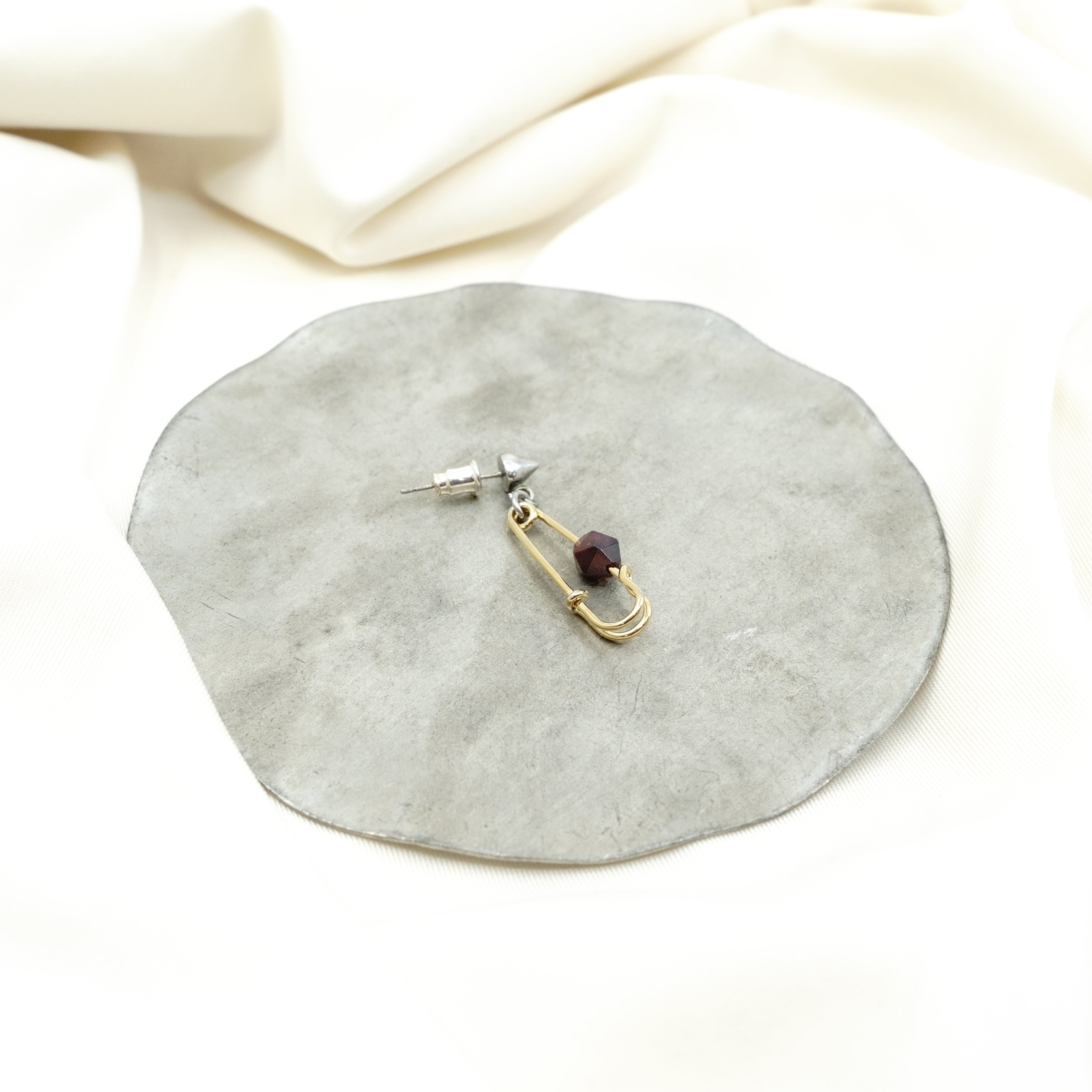 PIERCE | gunda online store