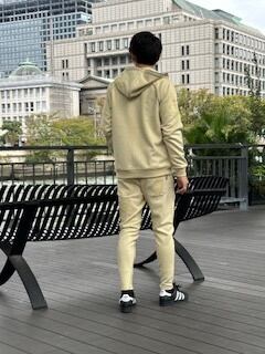 LUXE/R】(45783)ストレッチポリスエード生地フードラインストーンZIP