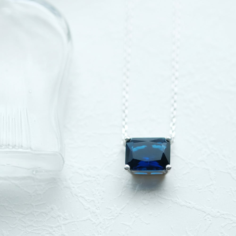 めけめけ VARTIX バータイプネックレス サファイア付き めけめけ様専用