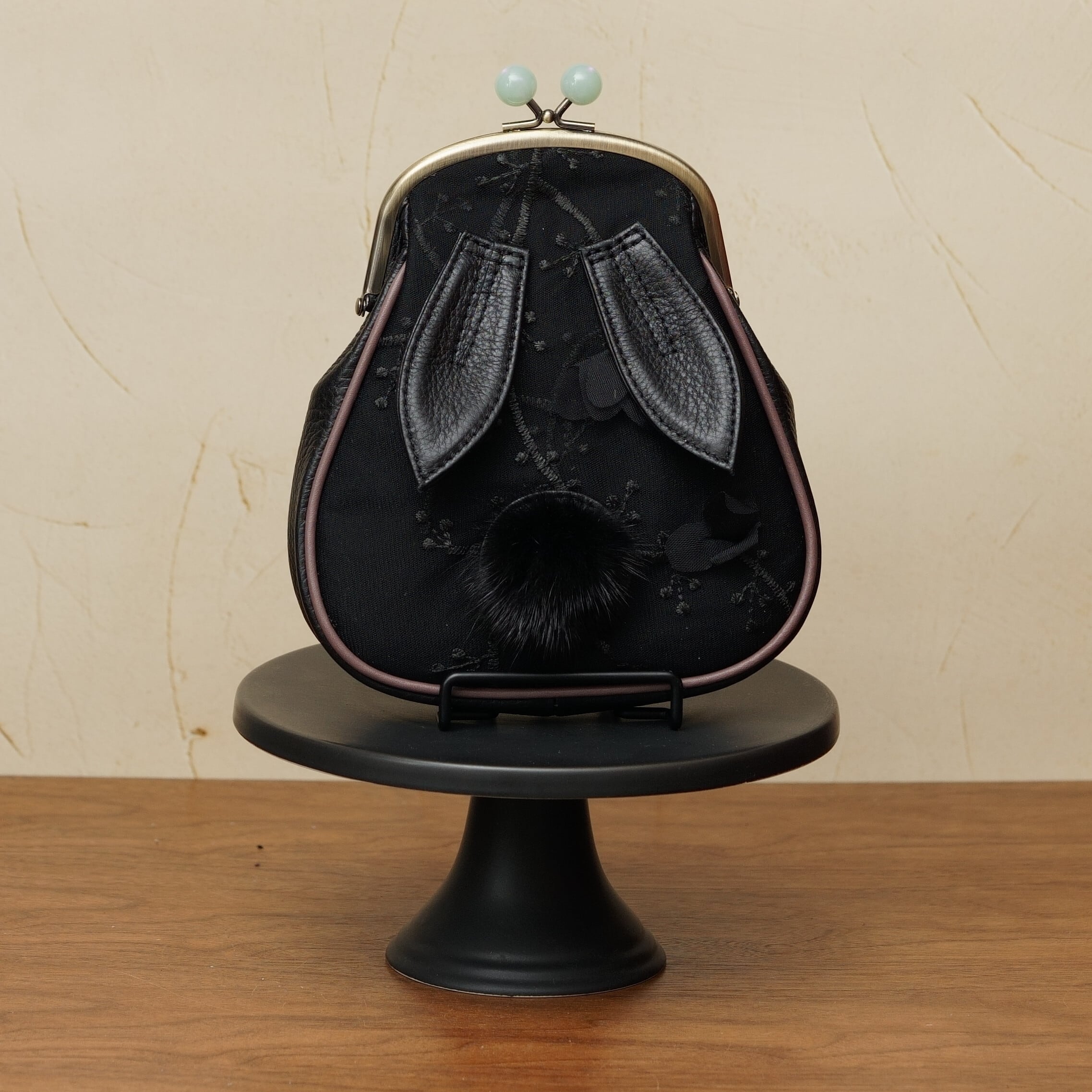 再販可能】レースうさぎポシェット | tirolbag