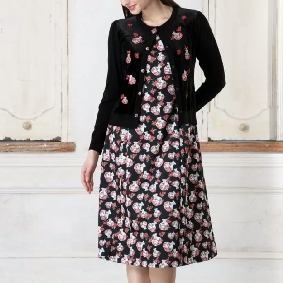 スーパービューティー カーディガン 香水瓶刺しゅう ベロア素材 ニット