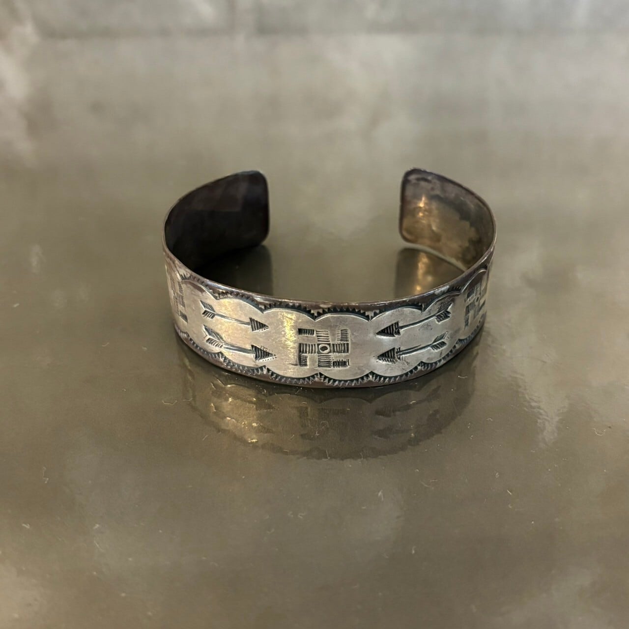 20's~40's vintage navajo 卍 バングル | one day store