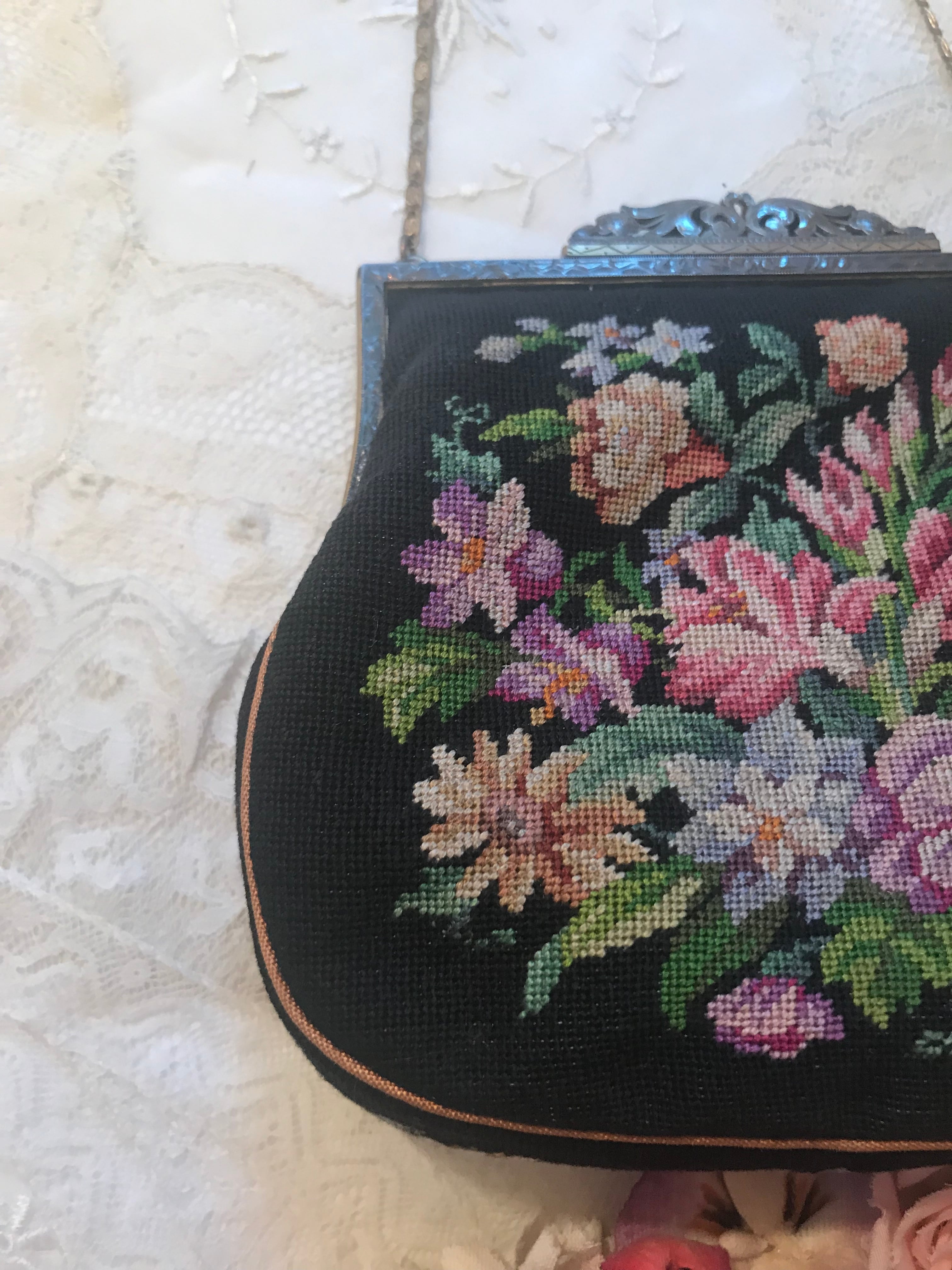 ゴブラン織り プチポワンの花柄ミニバッグ＆お財布＆ミラーセット