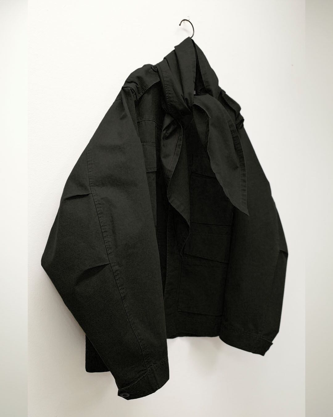I'm here - HAOLI MILITARY : JACKET / BLACK | vicica