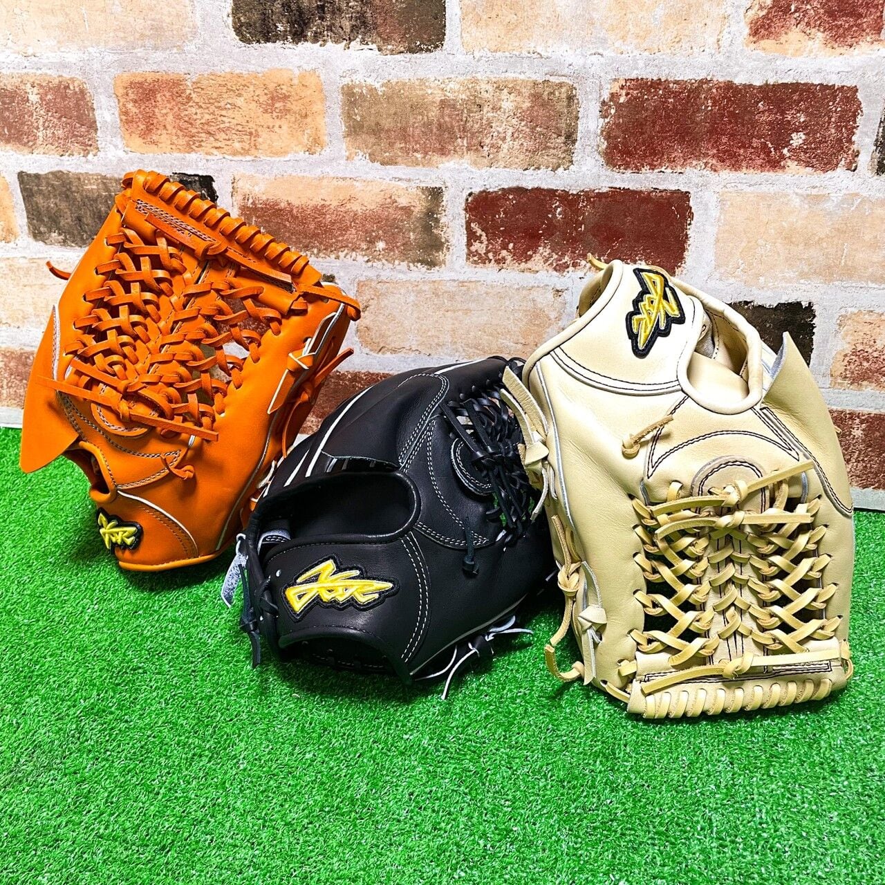 バンスポオリジナル】内野＆投手＆外野 三刀流グラブ エールストーリー