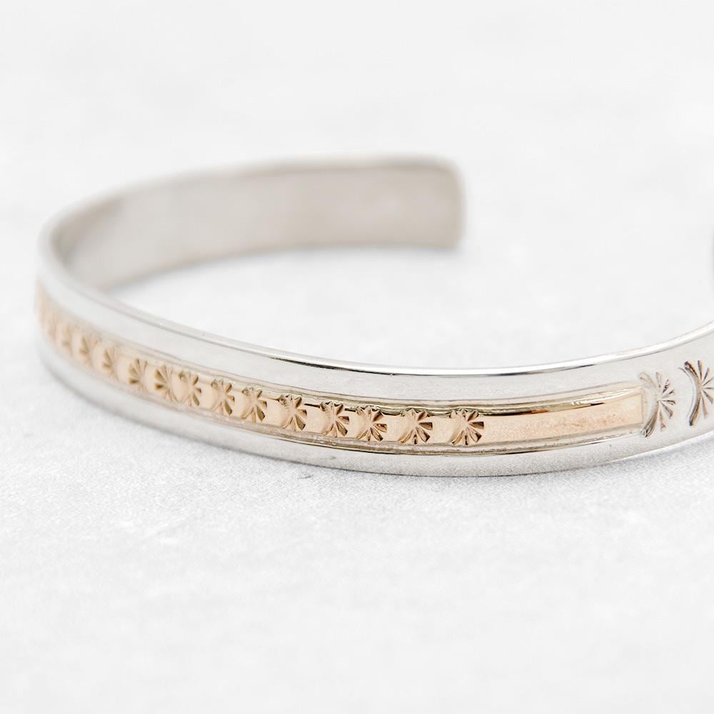 INDIAN JEWELRY インディアンジュエリー】Navajo Silver×14KGF Bangle