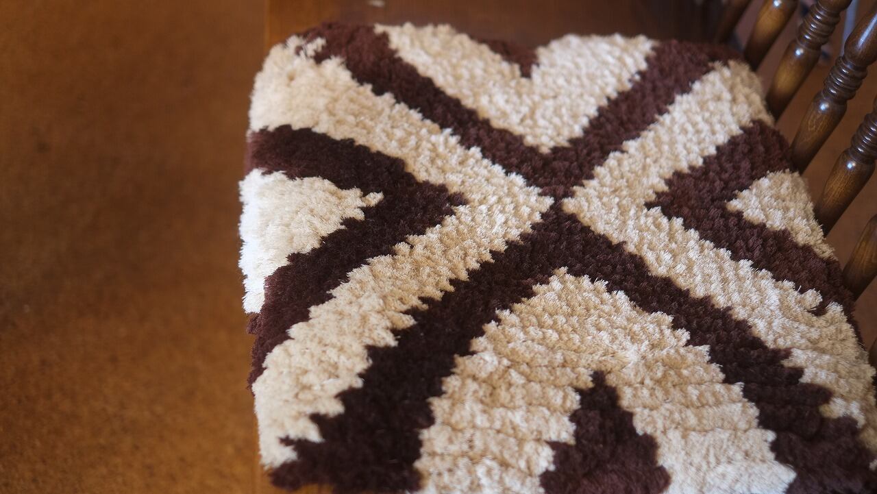 ノッティング 椅子敷き　179 ノッティング（椅子敷き）| 織物 手織り 民藝 民芸 工芸 北欧 キャンプ