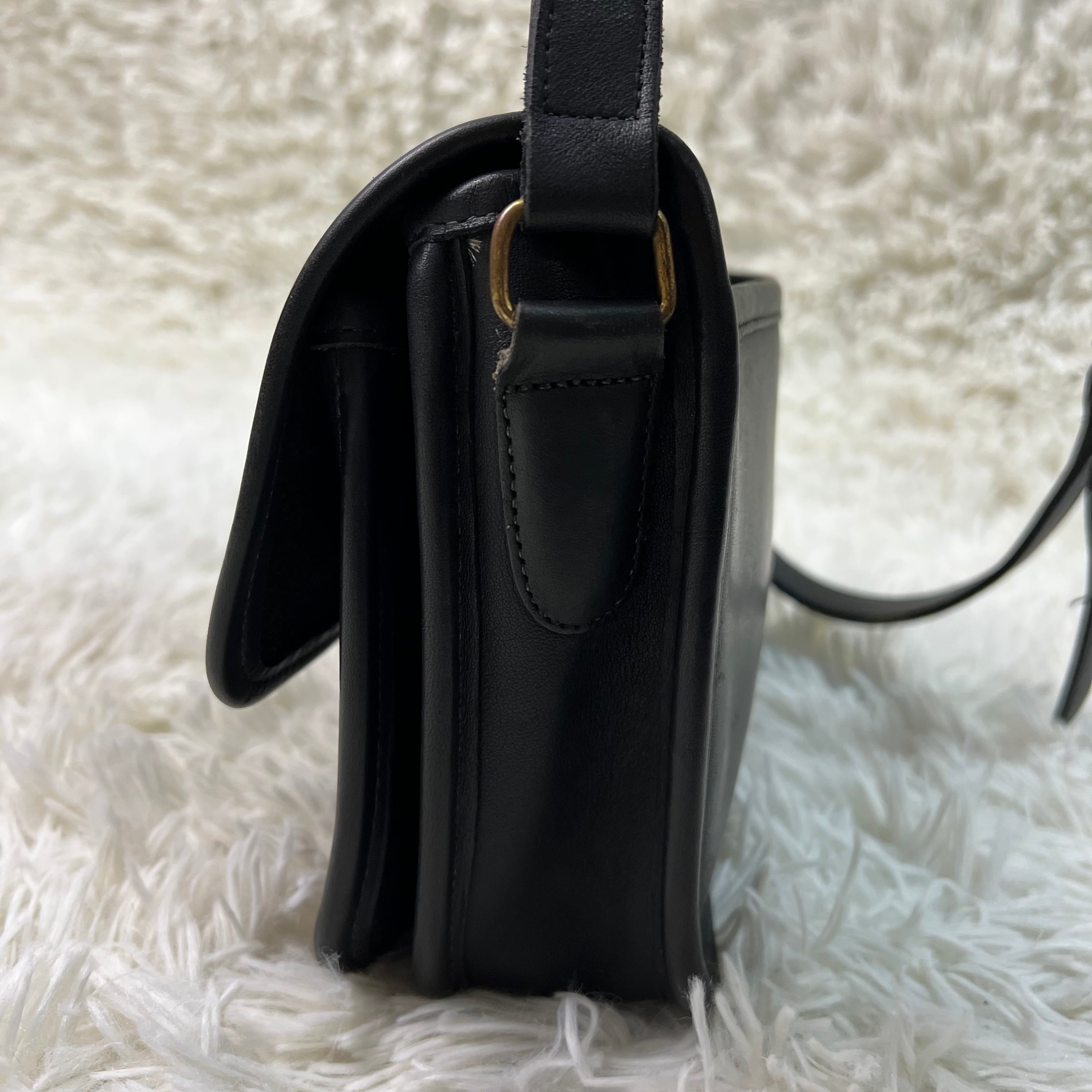 OLD COACH ターンロックショルダーバッグ オールドコーチ 黒 ブラック