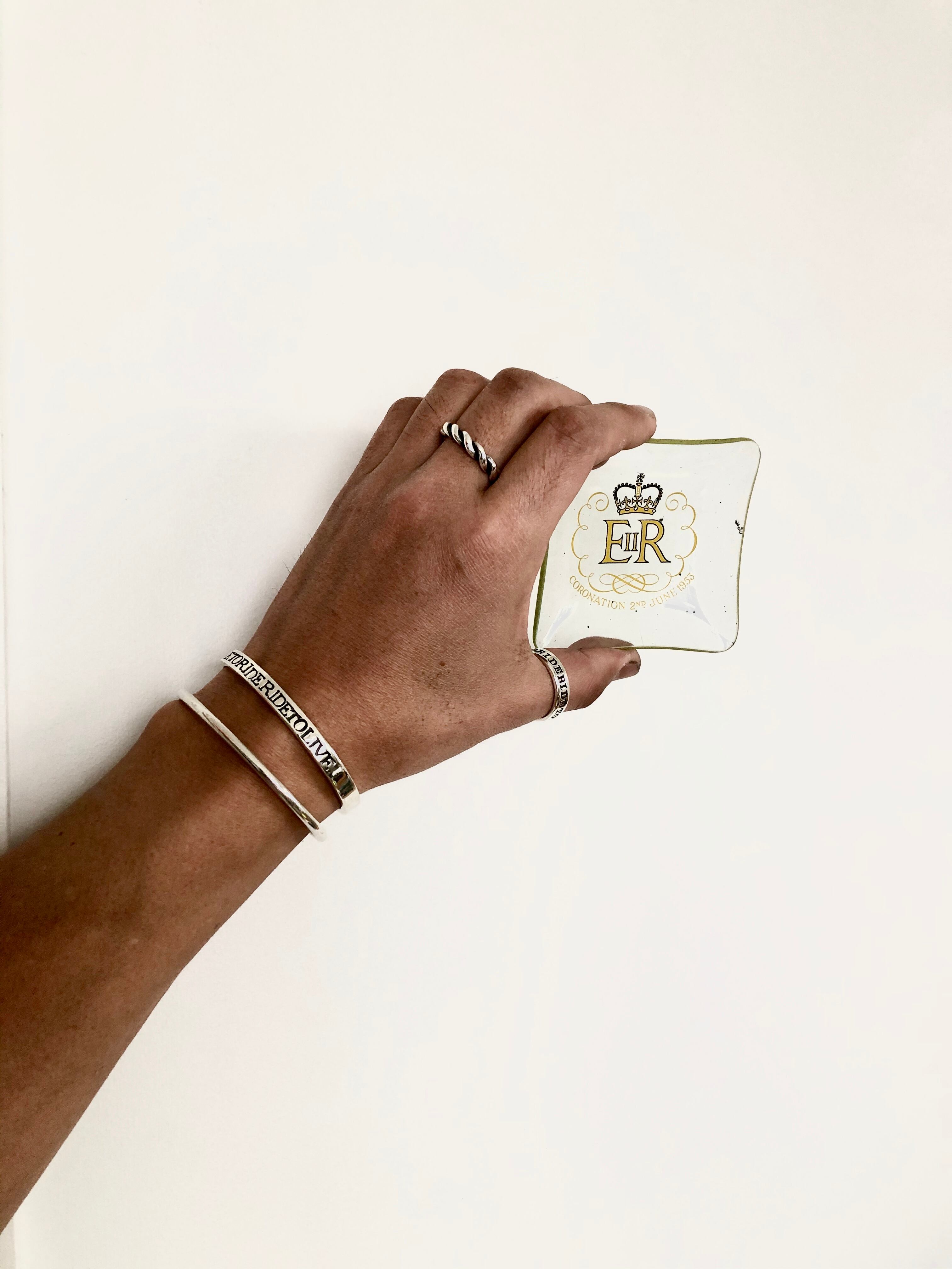 LIVE BANGLE／BELIEVEINMIRACLE ビリーブインミラクル シルバー