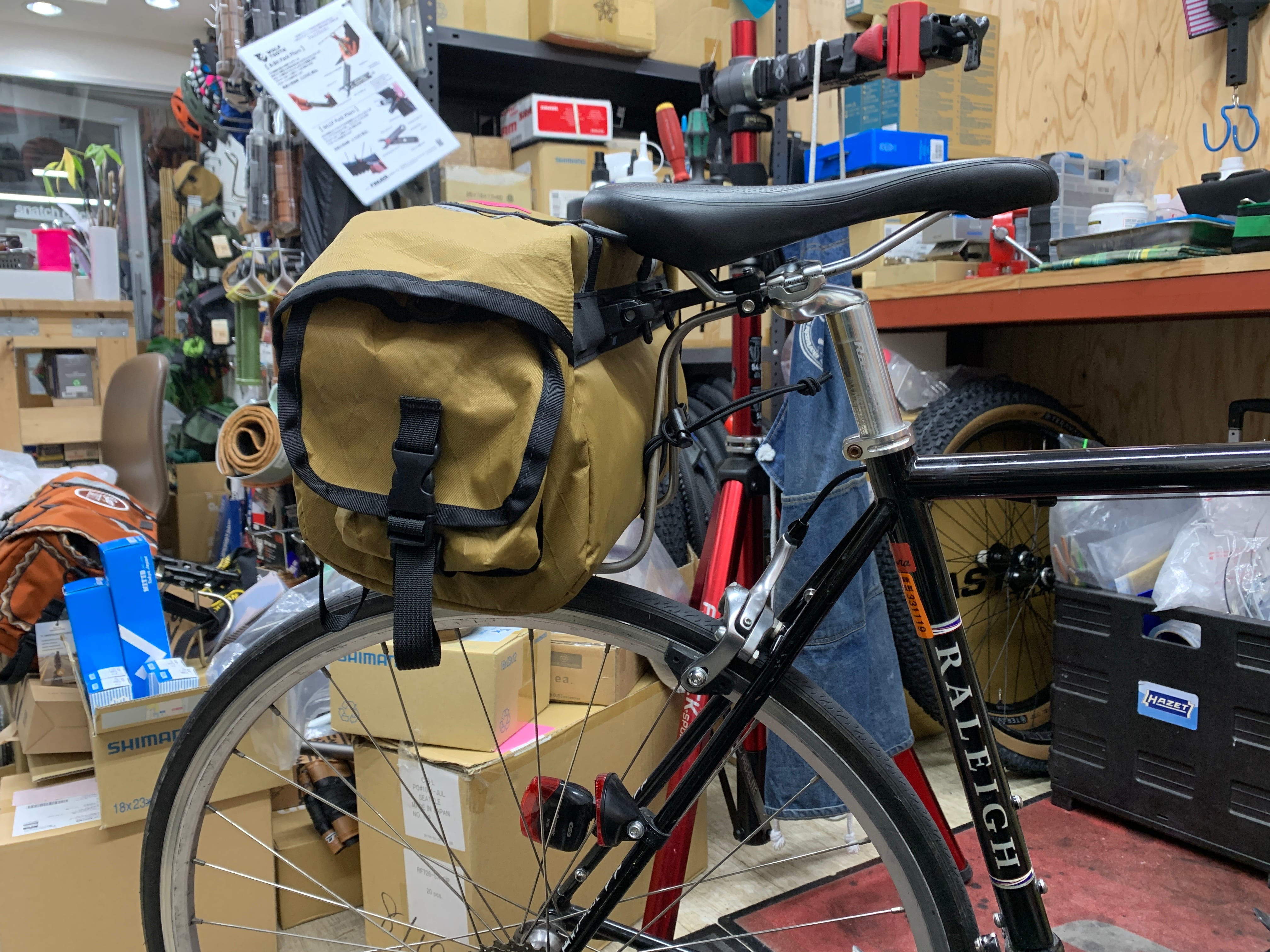 SWIFT INDUSTRIES* zeitgeist pack (x-pac/coyote) | Snatch Cycles