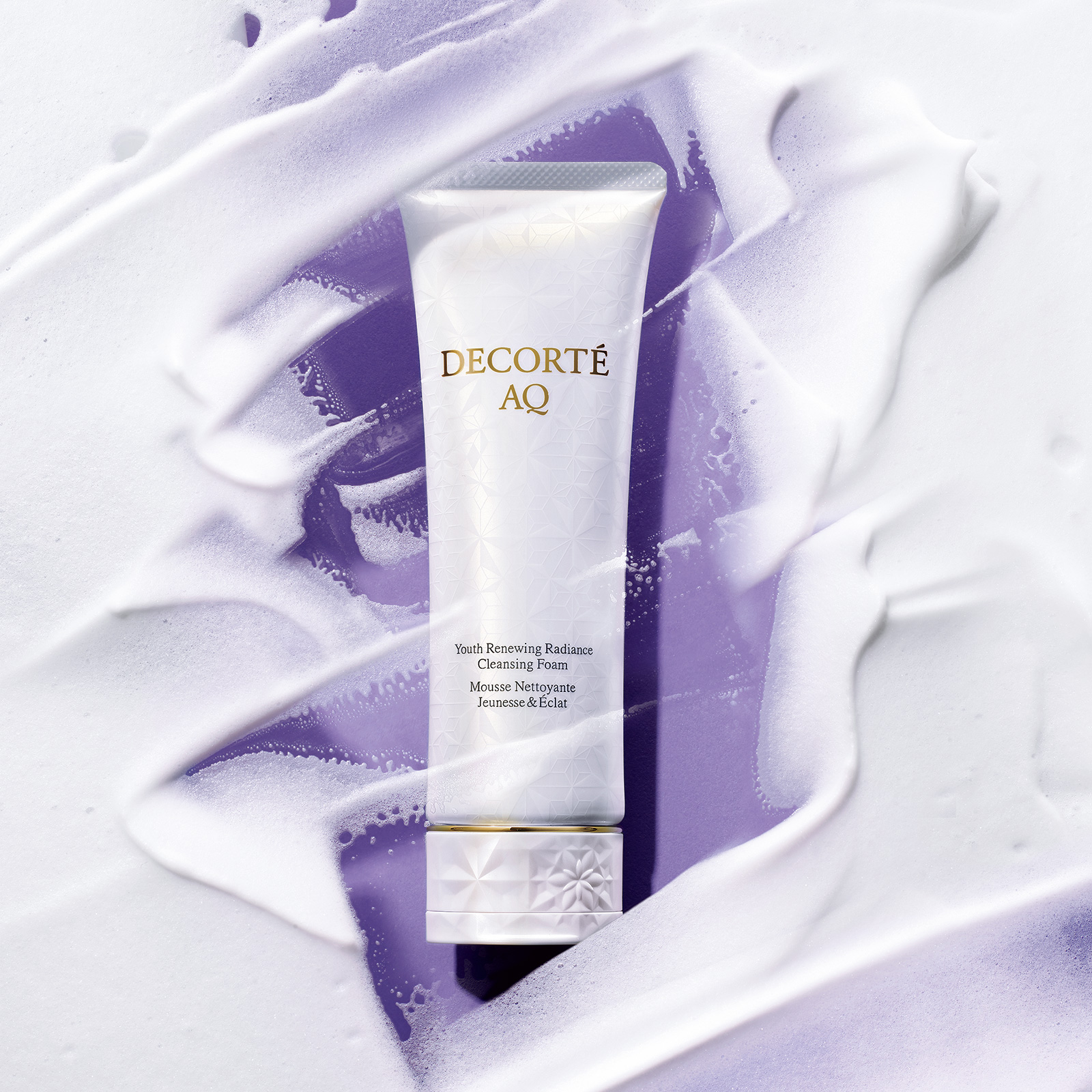 爆売れブランドから「洗顔料」が新発売…毛穴がスッキリ【コスメ