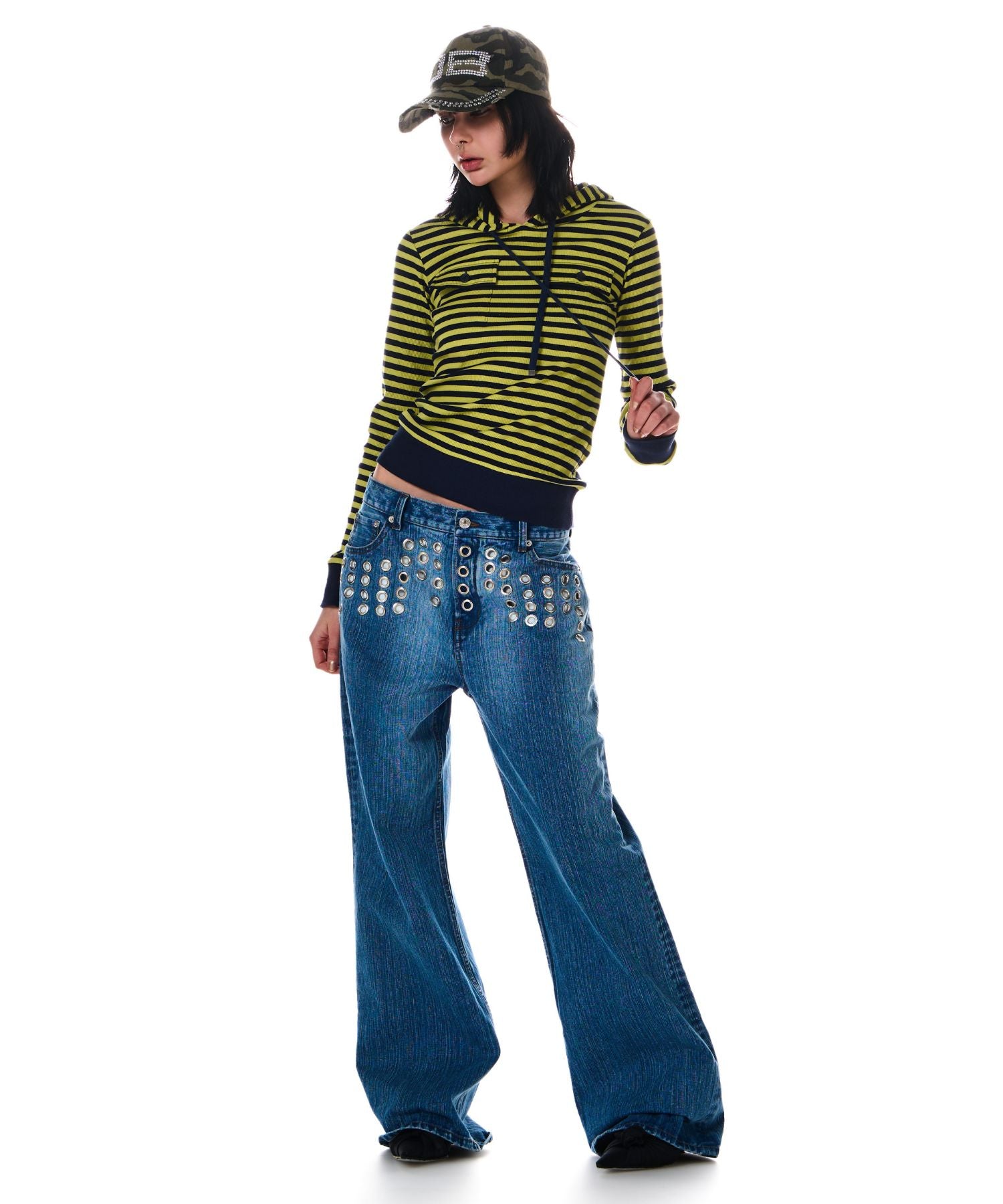 METAL EYELET SEMI LOOSE DENIM – BEEDEN