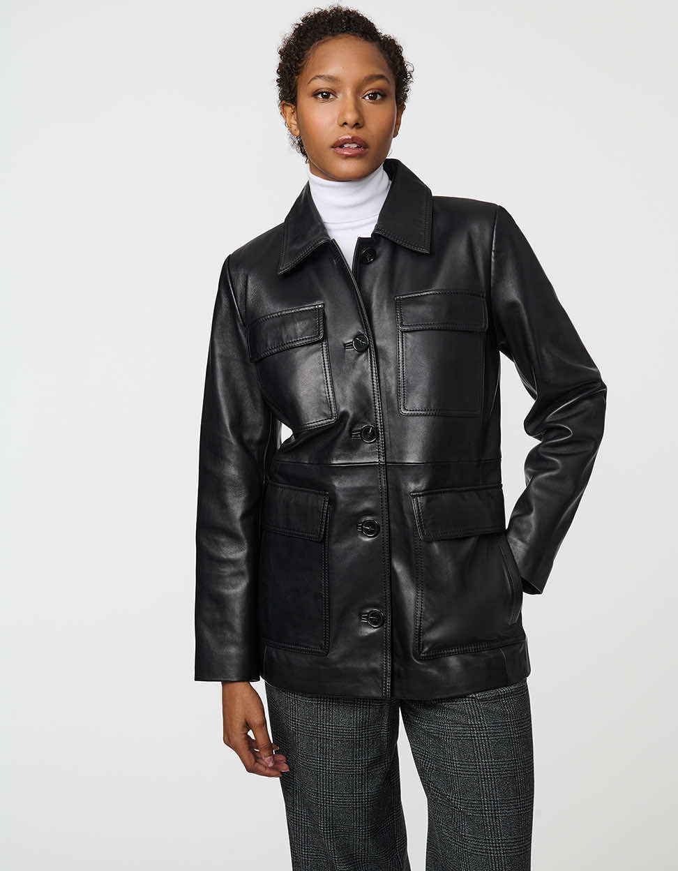 BER25107B716_BLACK-044_2000x.