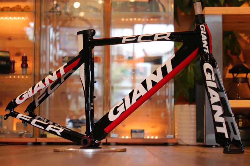 買取で入荷！GIANT(ジャイアント） FCR 0 フレームセット 東京都 港区