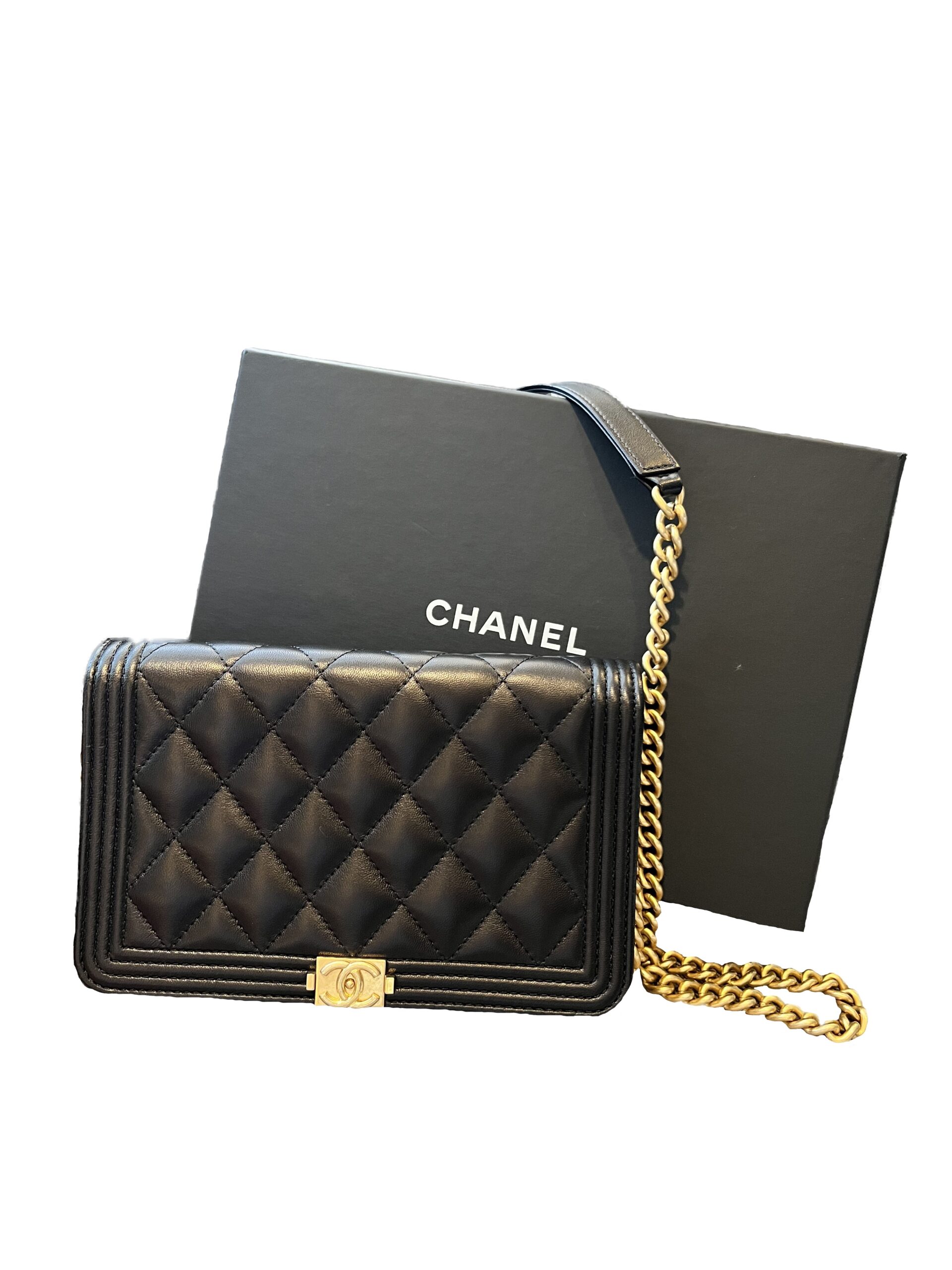 sold-out CHANEL ボーイシャネル チェーンウォレット - Ur