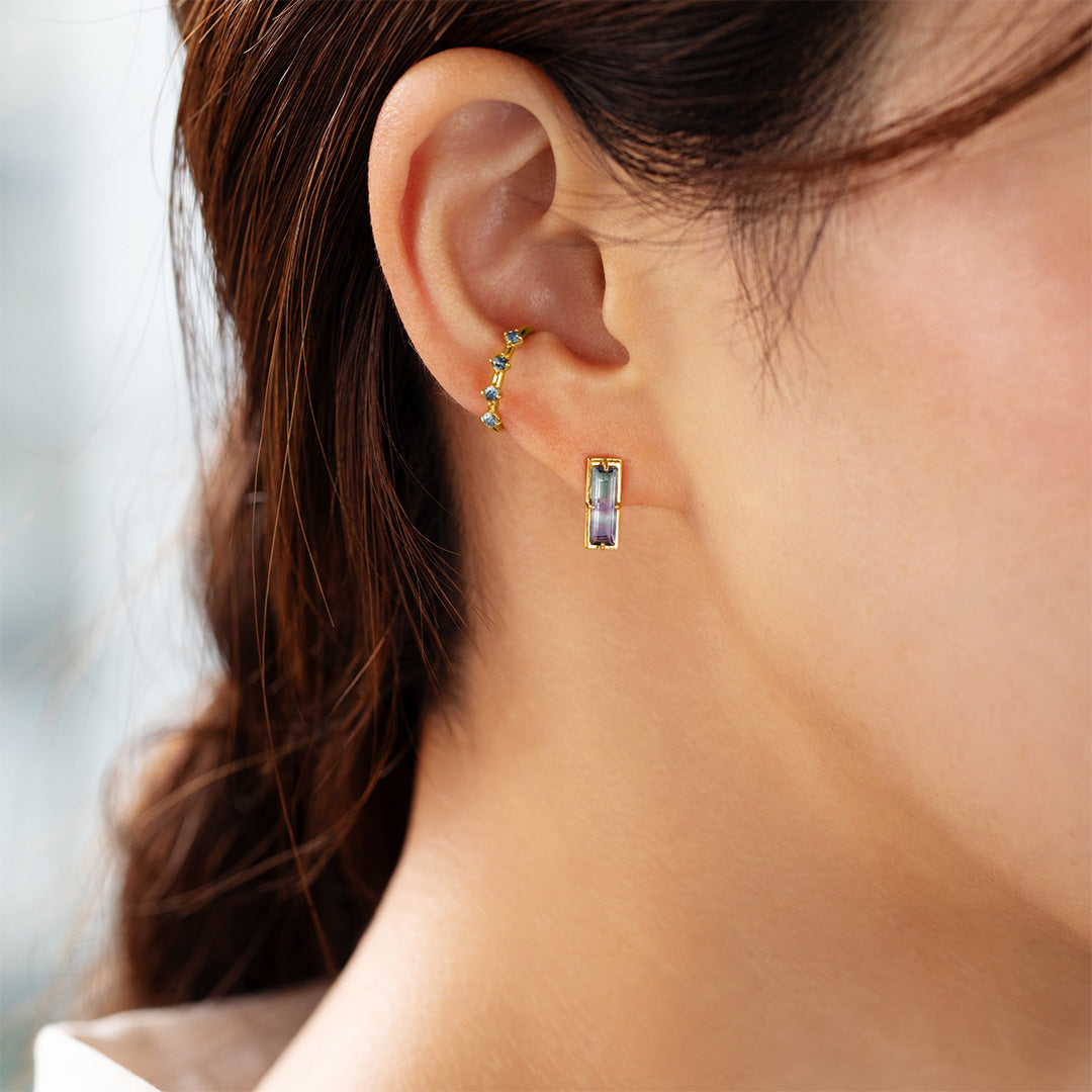 即日発送】バイカラーフローライト ピアス(片耳)・ルピリエ