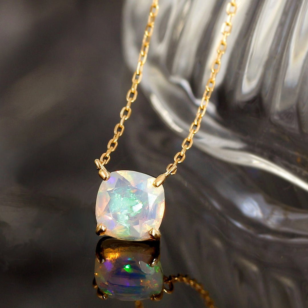 ビズー公式】オパール K18(18金) ネックレス セラム | 希少石カラー