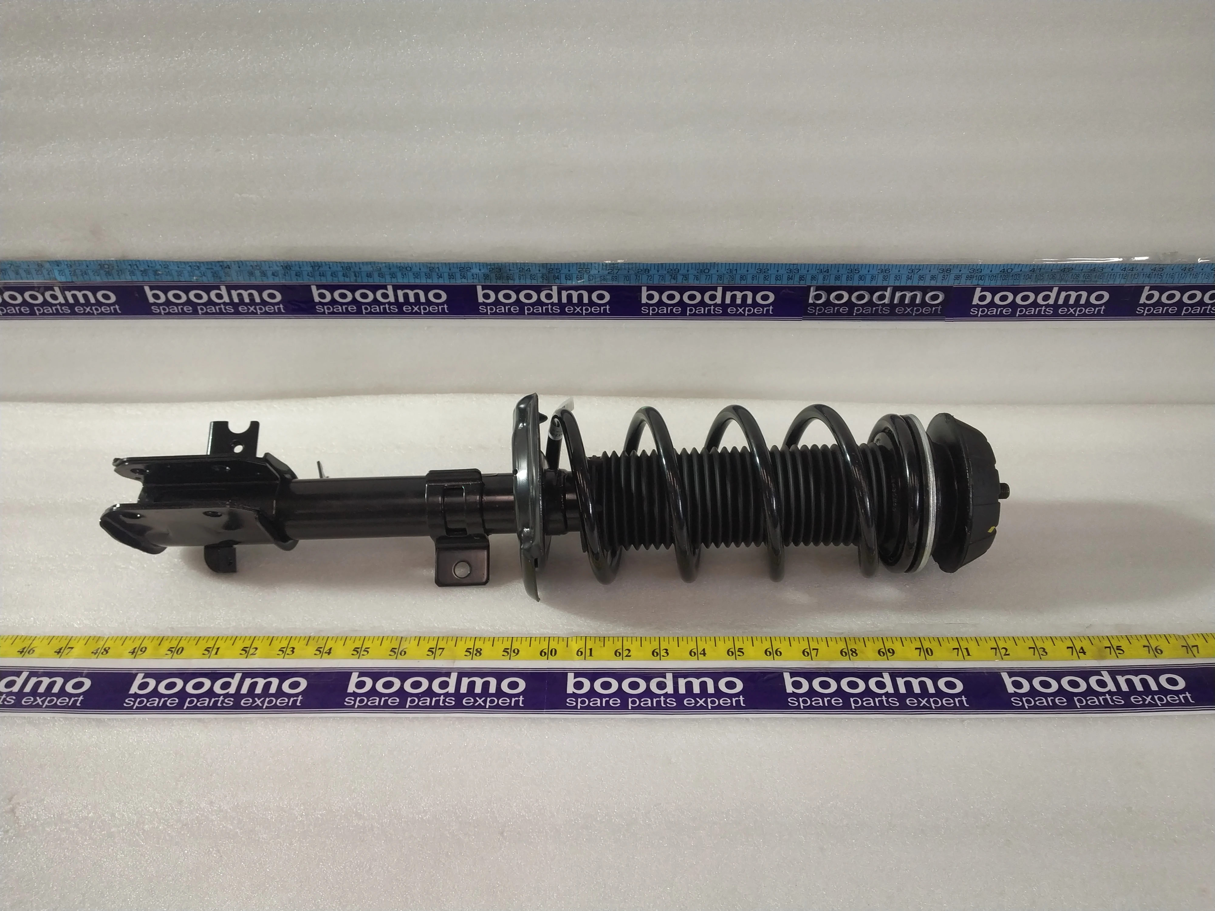 Front Suspension Strut Assembly Left: MONROE M2N3G7362