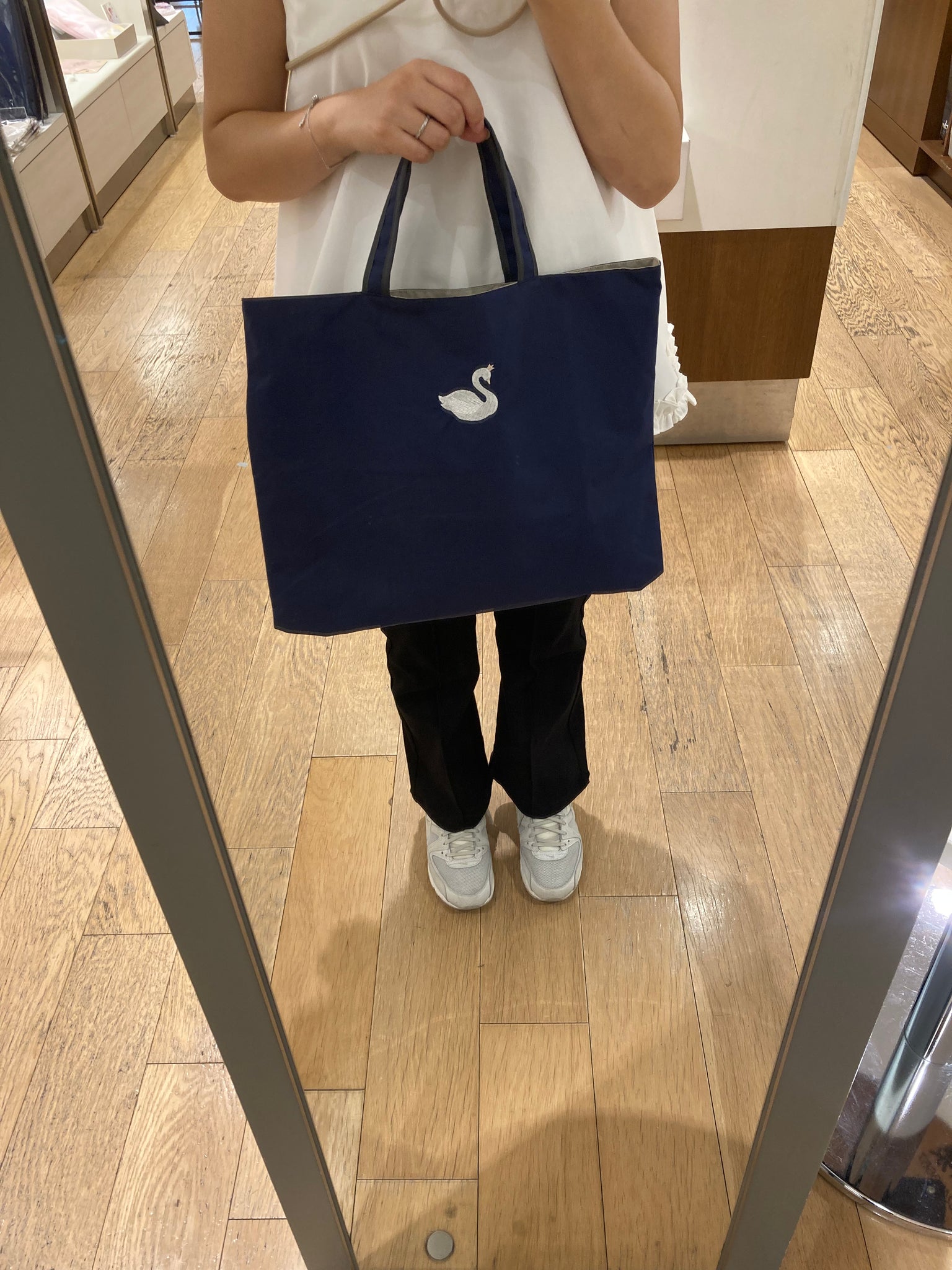 プレミアム撥水生地のレッスンバッグ/スワンネイビー – bojji 公式