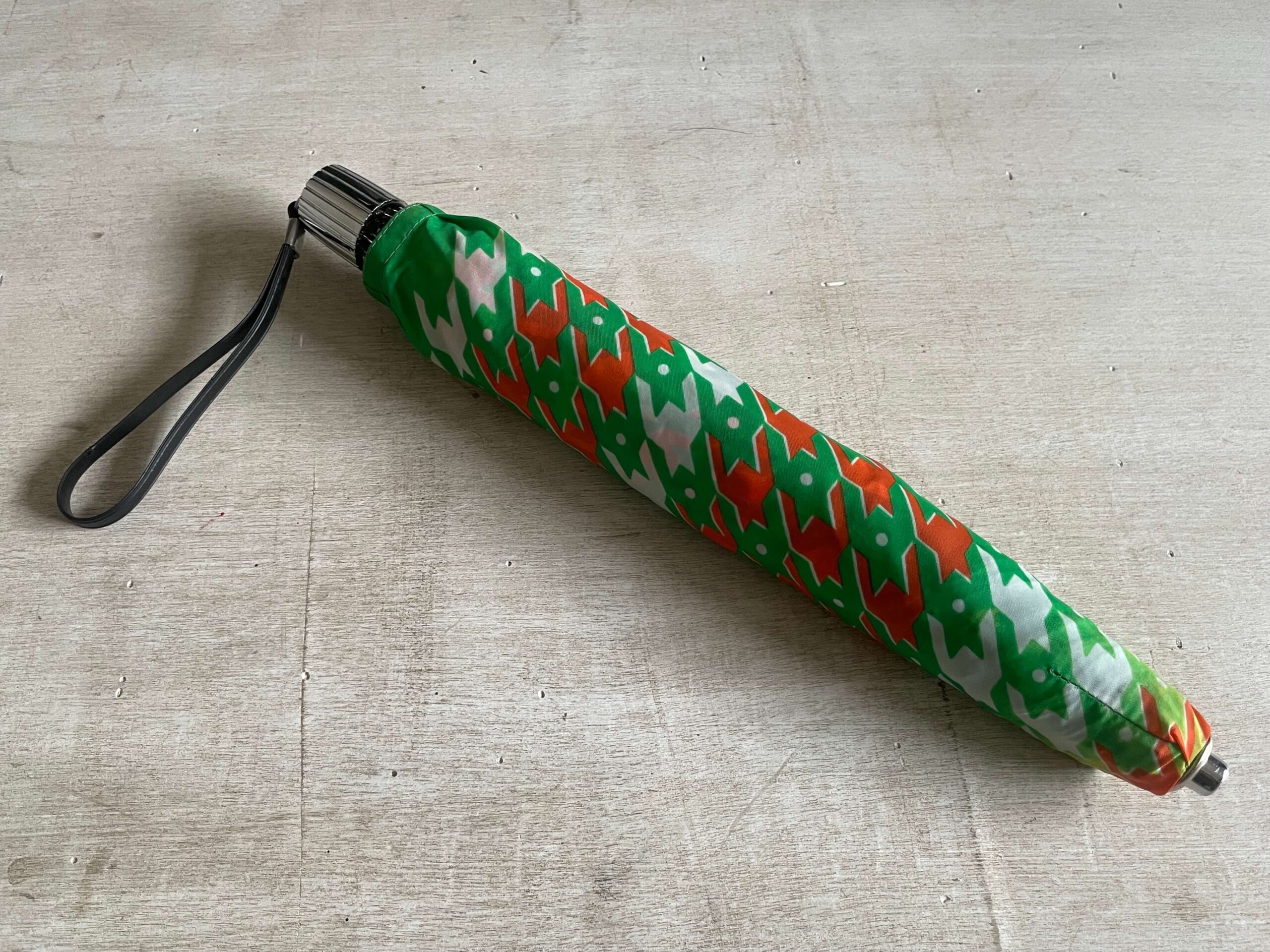 No.9313「折りたたみ傘：千鳥格子」 | ボルトナットマーケット