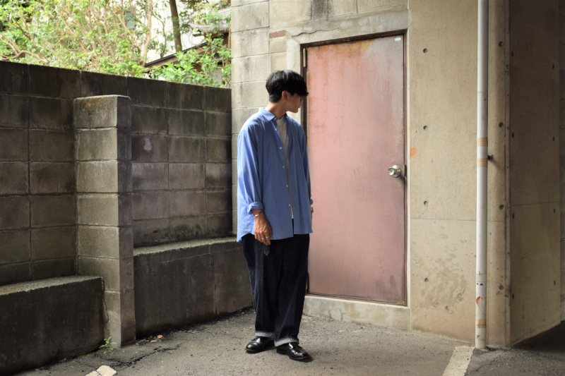 size 4 のコモリシャツ | City Lights VOICE